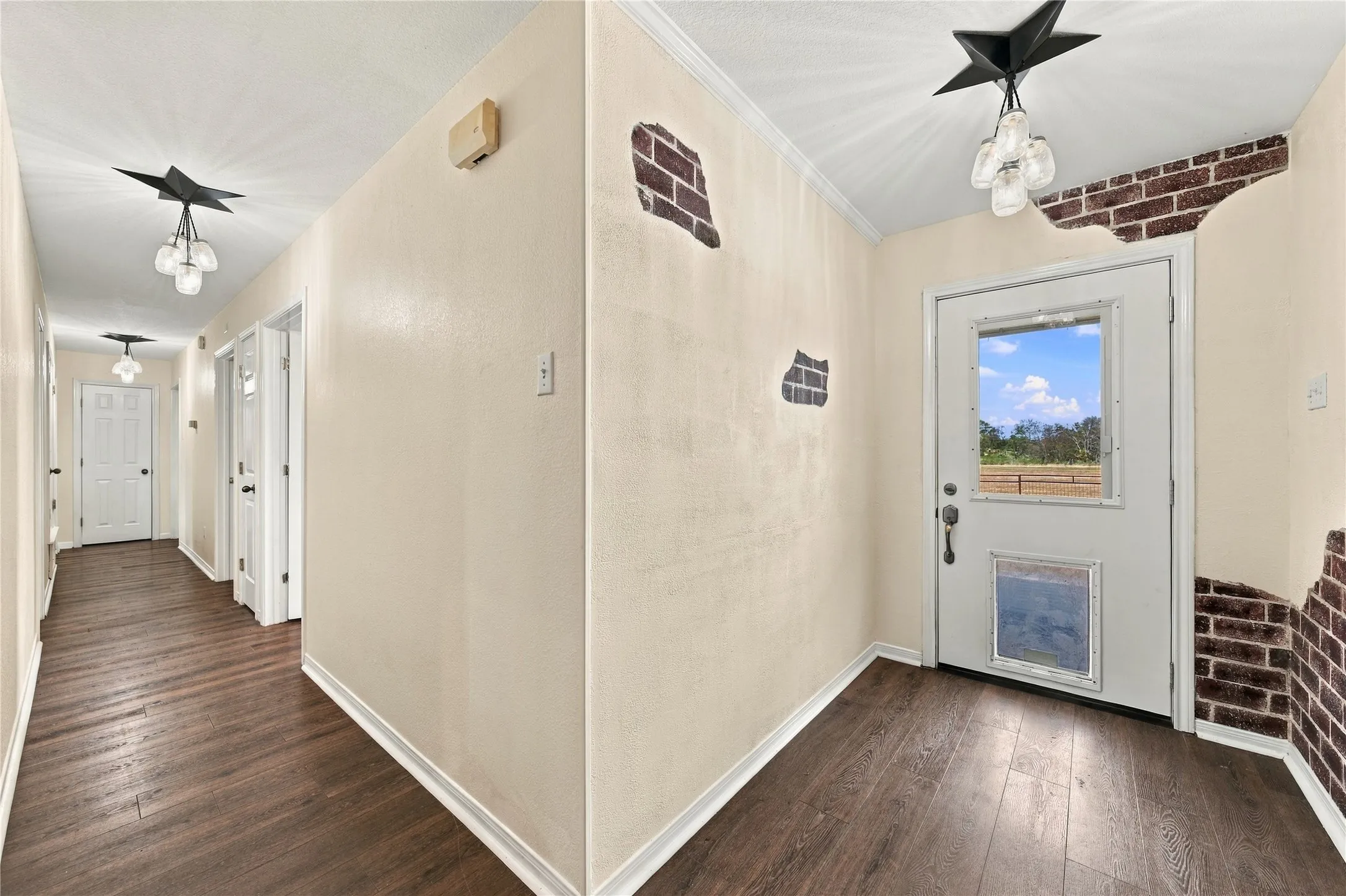 Single Family Residence For Sale in Mc Lennan County , 580 Easy Road, West, Texas 76691, 4 Bedroom, 2 Bathroom, 2 Garage spaces, 2,446 Sqft, built in 1997, mls#21347540, Real Estate Agent in West, Homes For Sale in Mc Lennan county, Homes For Sale in West, Realtor in West Texas, Real Estate Brokerage Independent Realty Texas, Luminita Cordes Realtor
