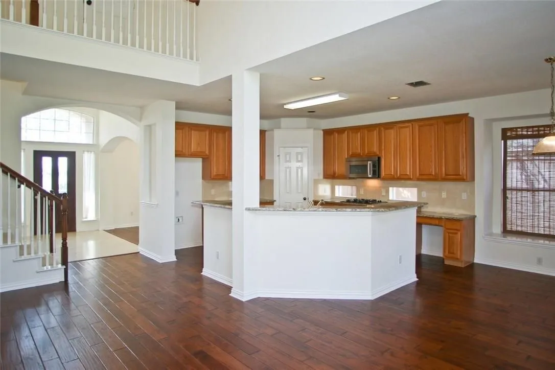 Single Family Residence For Rent in Collin County , 4551 Hawkhurst Drive, Plano, Texas 75024, 4 Bedroom, 3 Bathroom, 2 Garage spaces, 2,850 Sqft, built in 2000, mls#21348664, Real Estate Agent in Plano, Homes For Rent in Collin county, Homes For Rent in Plano, Realtor in Plano Texas, Real Estate Brokerage Independent Realty Texas, Luminita Cordes Realtor