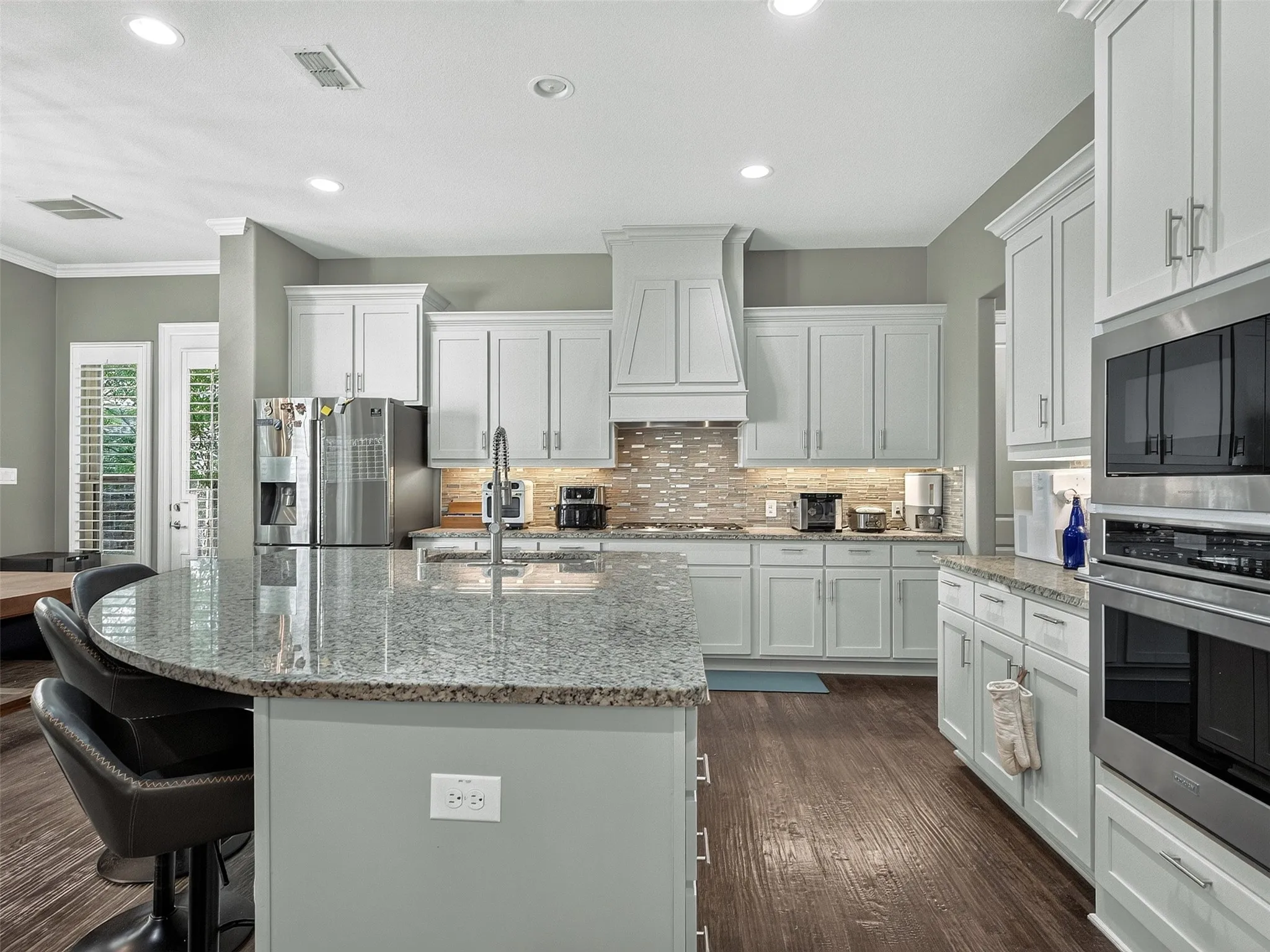 Single Family Residence For Sale in Collin County , 3016 Martello Lane, Plano, Texas 75074, 3 Bedroom, 3 Bathroom, 2 Garage spaces, 2,750 Sqft, built in 2014, mls#21347822, Real Estate Agent in Plano, Homes For Sale in Collin county, Homes For Sale in Plano, Realtor in Plano Texas, Real Estate Brokerage Independent Realty Texas, Luminita Cordes Realtor