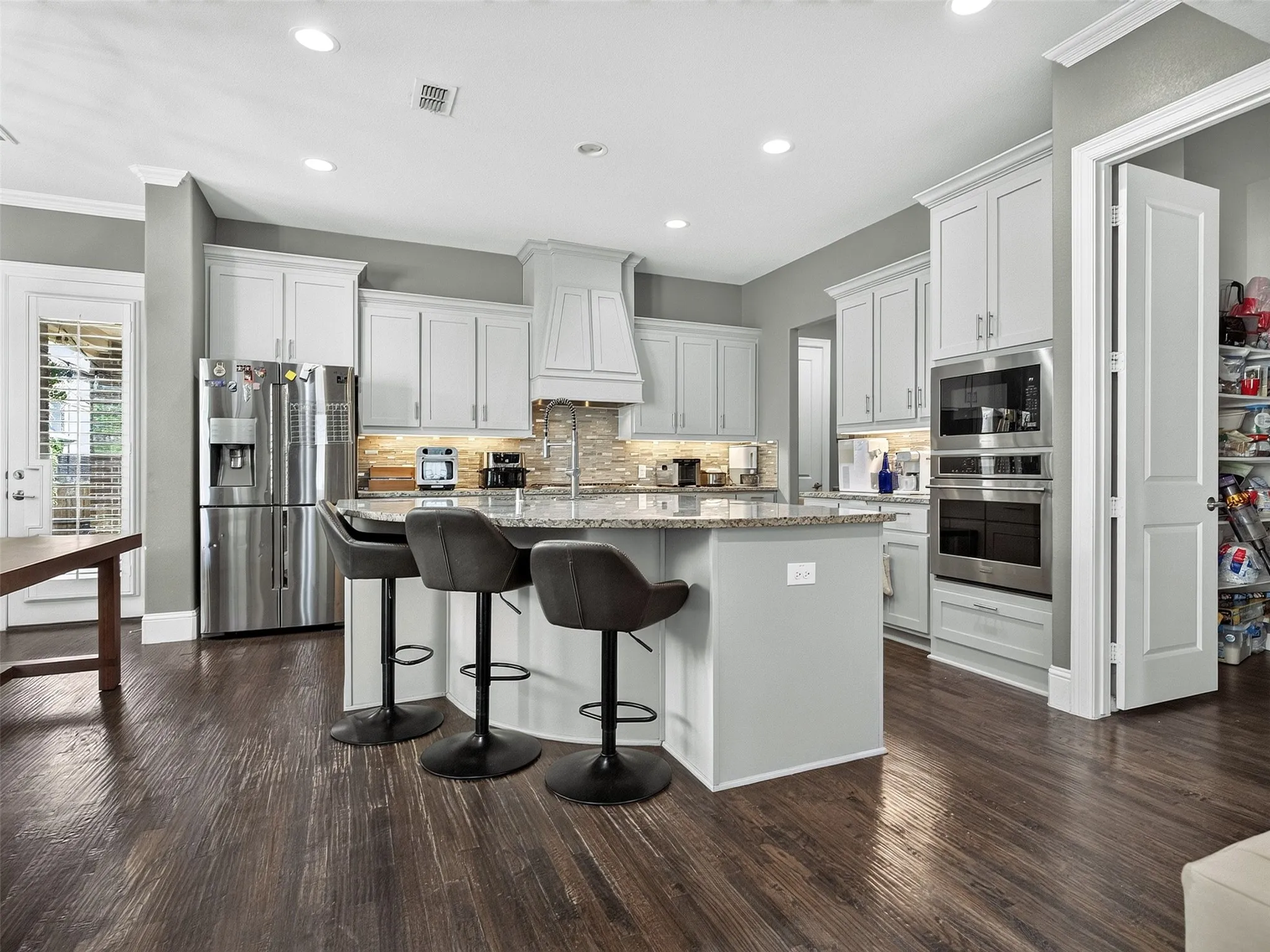Single Family Residence For Sale in Collin County , 3016 Martello Lane, Plano, Texas 75074, 3 Bedroom, 3 Bathroom, 2 Garage spaces, 2,750 Sqft, built in 2014, mls#21347822, Real Estate Agent in Plano, Homes For Sale in Collin county, Homes For Sale in Plano, Realtor in Plano Texas, Real Estate Brokerage Independent Realty Texas, Luminita Cordes Realtor