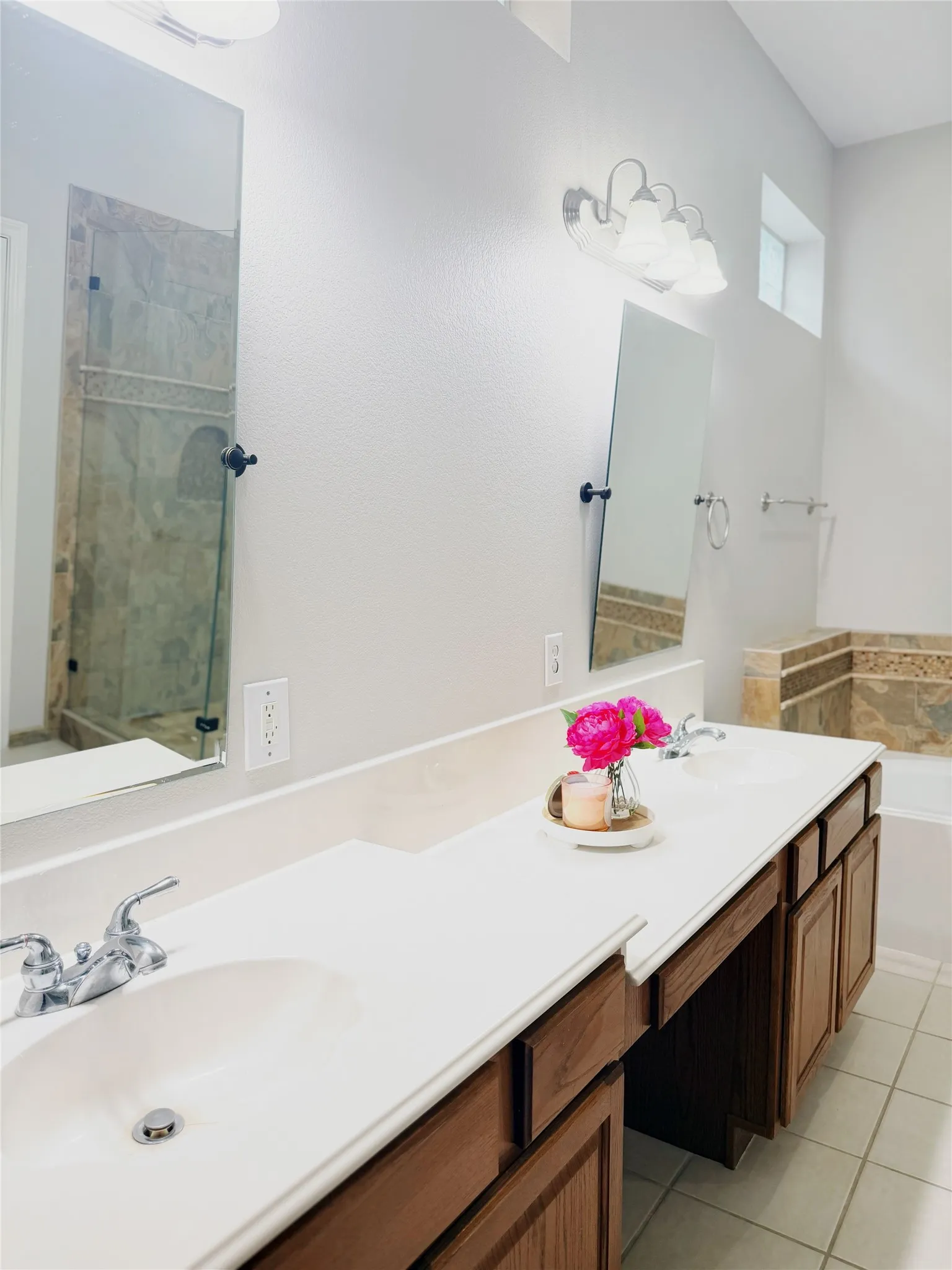Single Family Residence For Rent in Collin County , 69 Cattail Pond Drive, Frisco, Texas 75034, 4 Bedroom, 3 Bathroom, 2 Garage spaces, 2,745 Sqft, built in 2003, mls#21348860, Real Estate Agent in Frisco, Homes For Rent in Collin county, Homes For Rent in Frisco, Realtor in Frisco Texas, Real Estate Brokerage Independent Realty Texas, Luminita Cordes Realtor