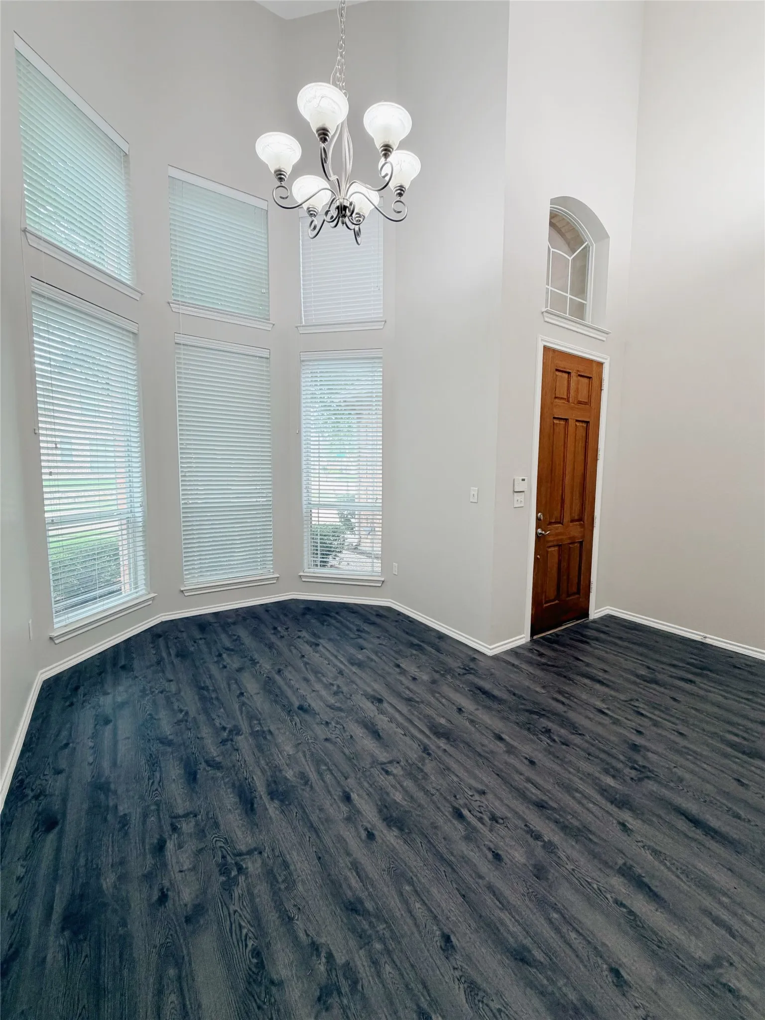Single Family Residence For Rent in Collin County , 69 Cattail Pond Drive, Frisco, Texas 75034, 4 Bedroom, 3 Bathroom, 2 Garage spaces, 2,745 Sqft, built in 2003, mls#21348860, Real Estate Agent in Frisco, Homes For Rent in Collin county, Homes For Rent in Frisco, Realtor in Frisco Texas, Real Estate Brokerage Independent Realty Texas, Luminita Cordes Realtor