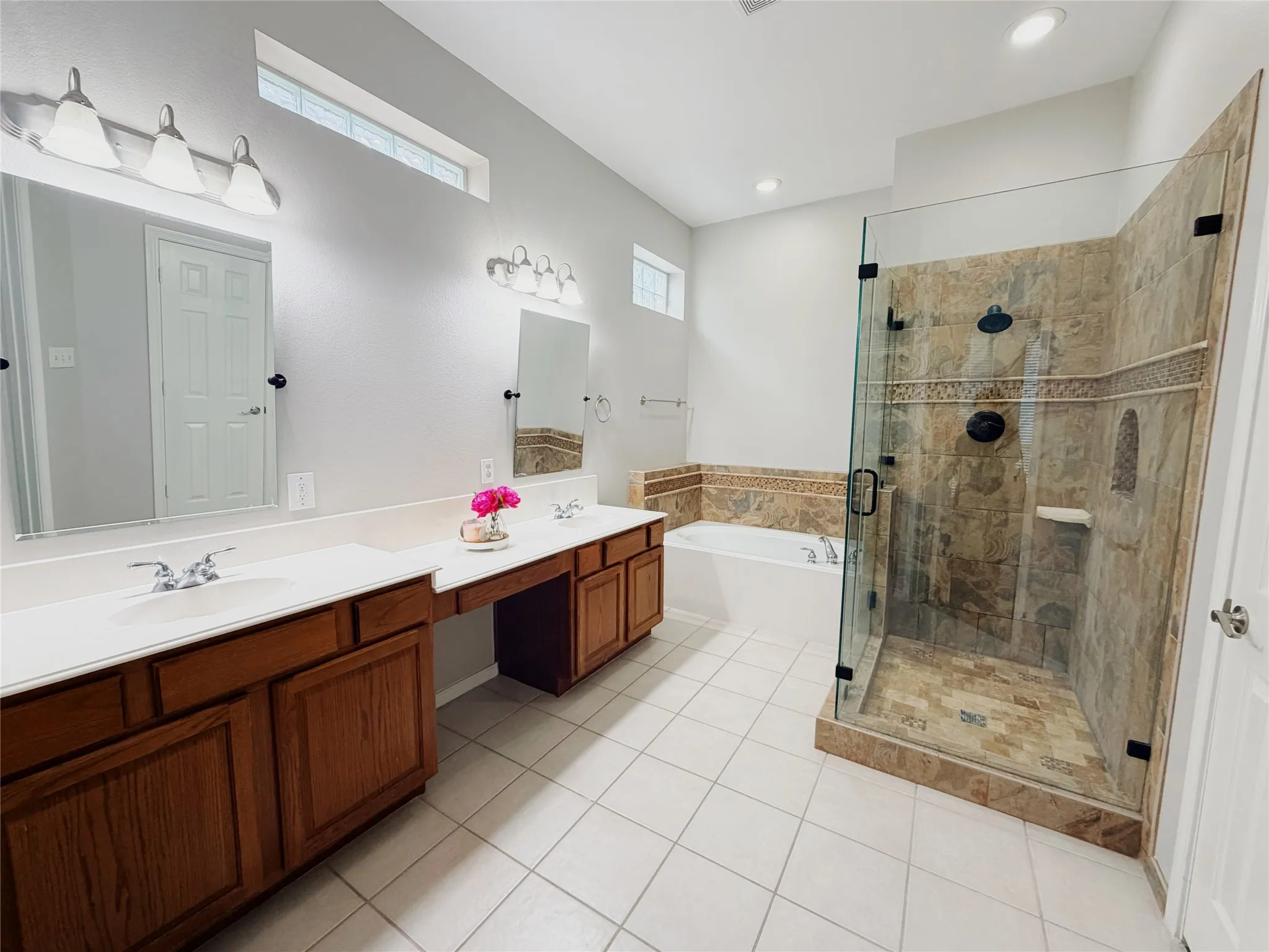 Single Family Residence For Rent in Collin County , 69 Cattail Pond Drive, Frisco, Texas 75034, 4 Bedroom, 3 Bathroom, 2 Garage spaces, 2,745 Sqft, built in 2003, mls#21348860, Real Estate Agent in Frisco, Homes For Rent in Collin county, Homes For Rent in Frisco, Realtor in Frisco Texas, Real Estate Brokerage Independent Realty Texas, Luminita Cordes Realtor