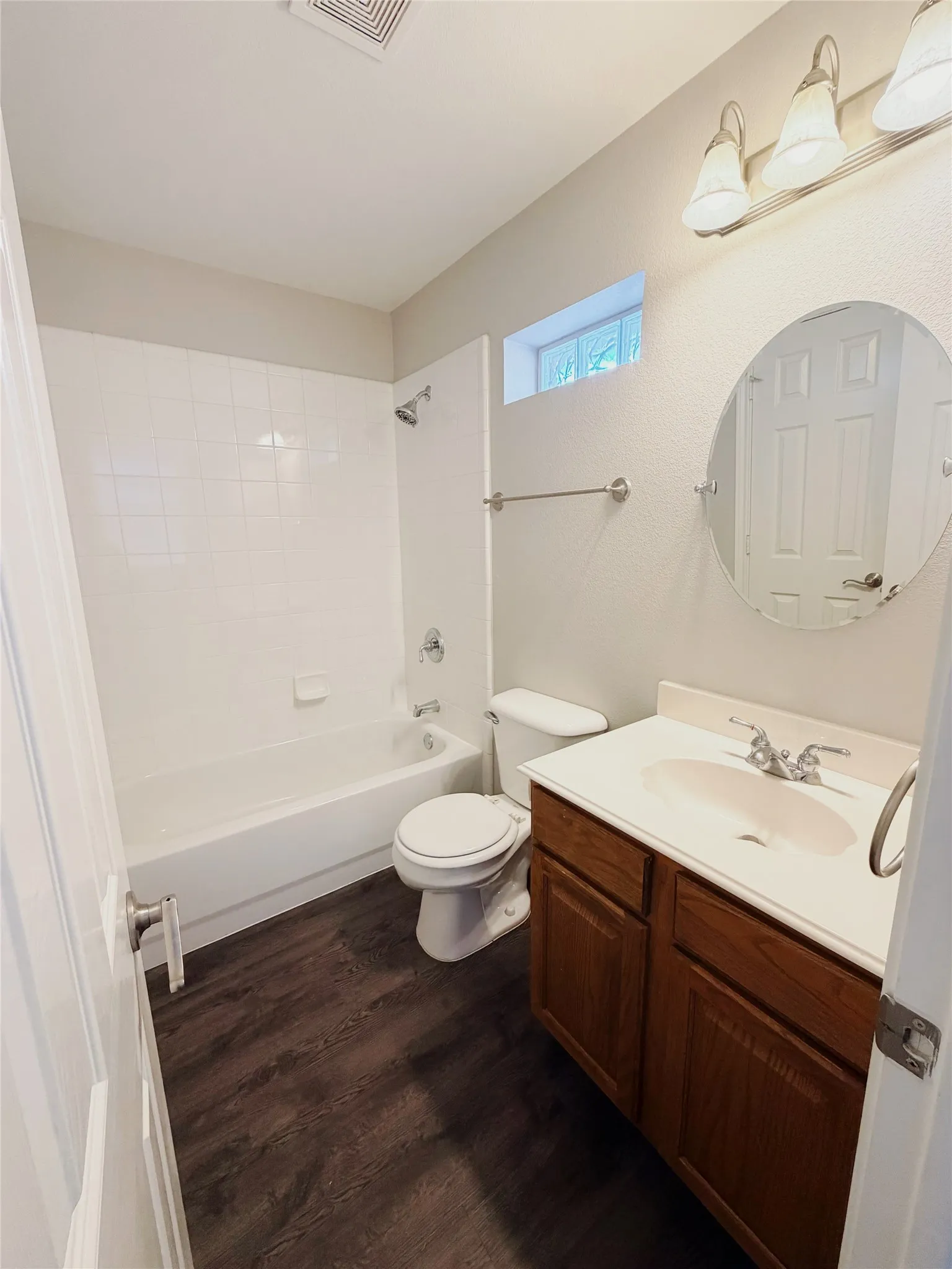 Single Family Residence For Rent in Collin County , 69 Cattail Pond Drive, Frisco, Texas 75034, 4 Bedroom, 3 Bathroom, 2 Garage spaces, 2,745 Sqft, built in 2003, mls#21348860, Real Estate Agent in Frisco, Homes For Rent in Collin county, Homes For Rent in Frisco, Realtor in Frisco Texas, Real Estate Brokerage Independent Realty Texas, Luminita Cordes Realtor