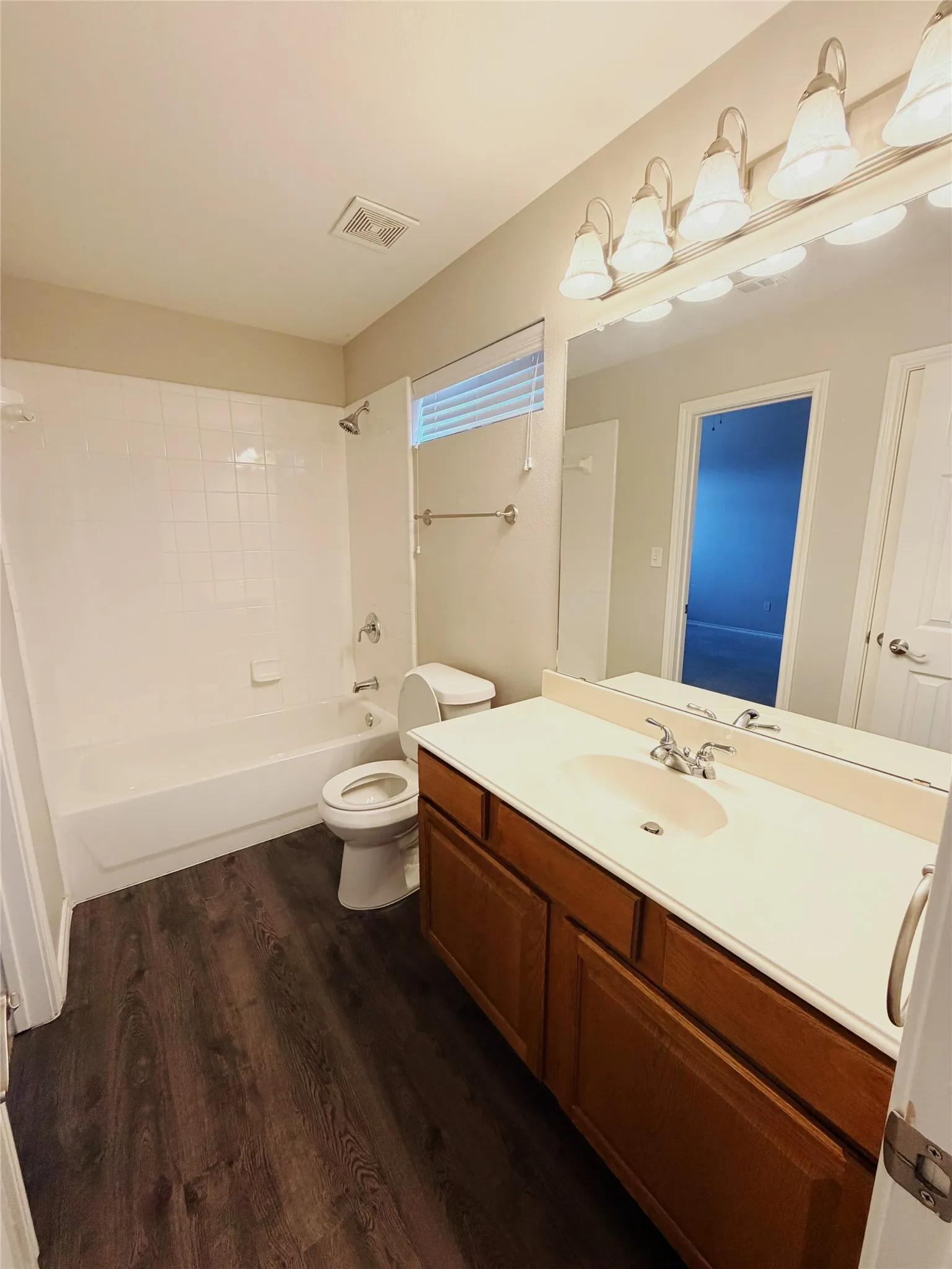 Single Family Residence For Rent in Collin County , 69 Cattail Pond Drive, Frisco, Texas 75034, 4 Bedroom, 3 Bathroom, 2 Garage spaces, 2,745 Sqft, built in 2003, mls#21348860, Real Estate Agent in Frisco, Homes For Rent in Collin county, Homes For Rent in Frisco, Realtor in Frisco Texas, Real Estate Brokerage Independent Realty Texas, Luminita Cordes Realtor