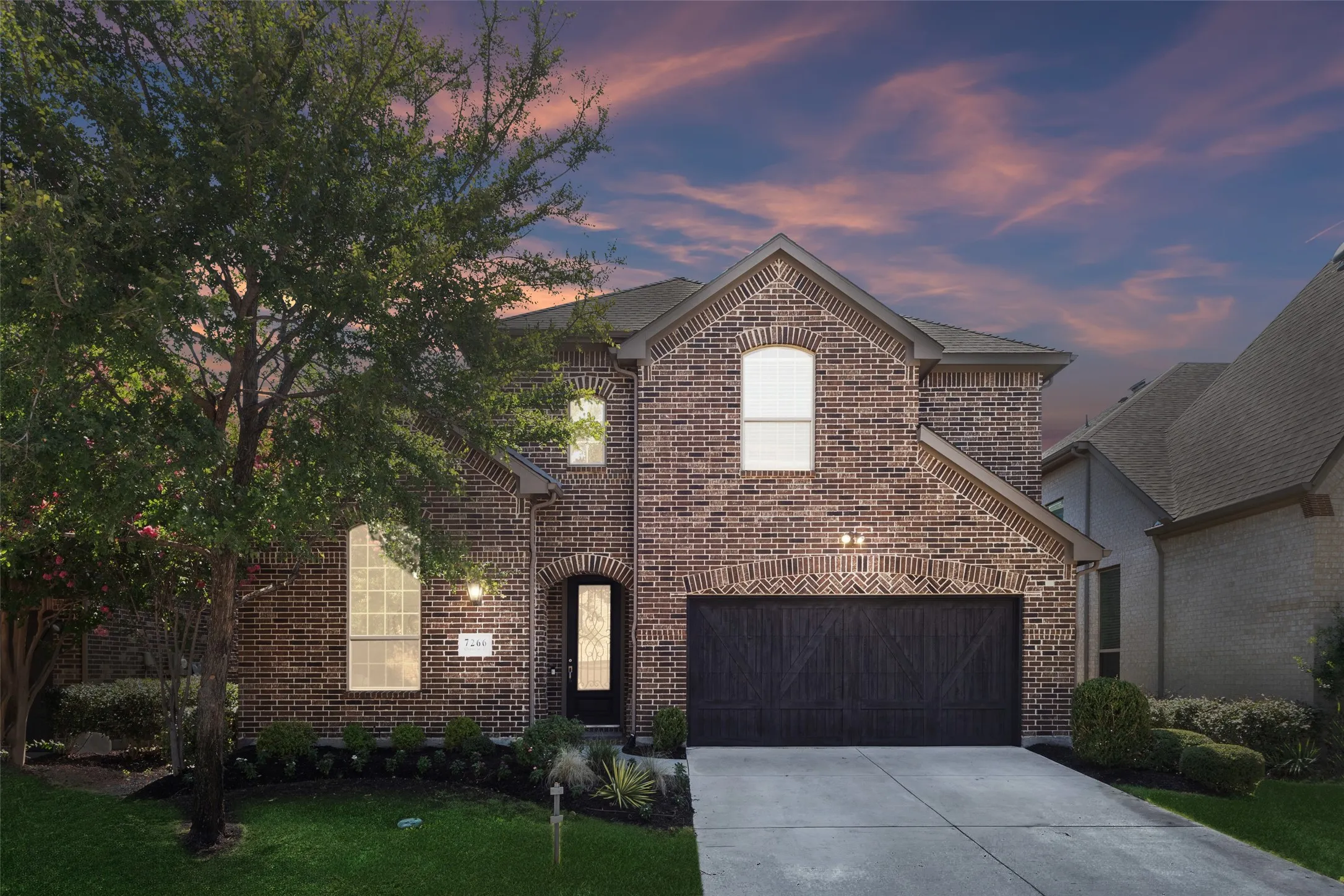 Single Family Residence For Sale in Dallas County , 7266 Clementine Drive, Irving, Texas 75063, 4 Bedroom, 4 Bathroom, 2 Garage spaces, 3,345 Sqft, built in 2015, mls#21348728, Real Estate Agent in Irving, Homes For Sale in Dallas county, Homes For Sale in Irving, Realtor in Irving Texas, Real Estate Brokerage Independent Realty Texas, Luminita Cordes Realtor