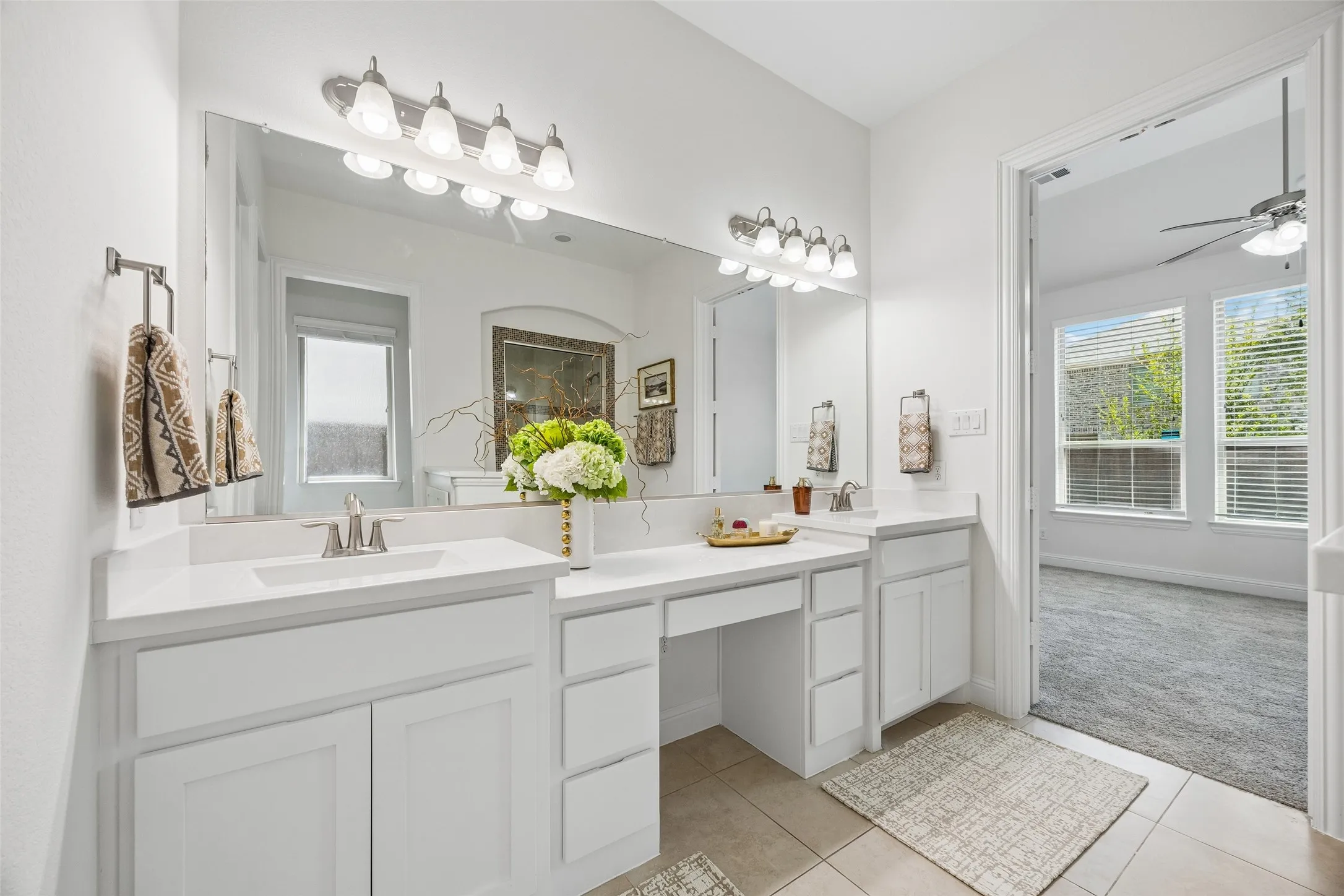 Single Family Residence For Sale in Dallas County , 7266 Clementine Drive, Irving, Texas 75063, 4 Bedroom, 4 Bathroom, 2 Garage spaces, 3,345 Sqft, built in 2015, mls#21348728, Real Estate Agent in Irving, Homes For Sale in Dallas county, Homes For Sale in Irving, Realtor in Irving Texas, Real Estate Brokerage Independent Realty Texas, Luminita Cordes Realtor