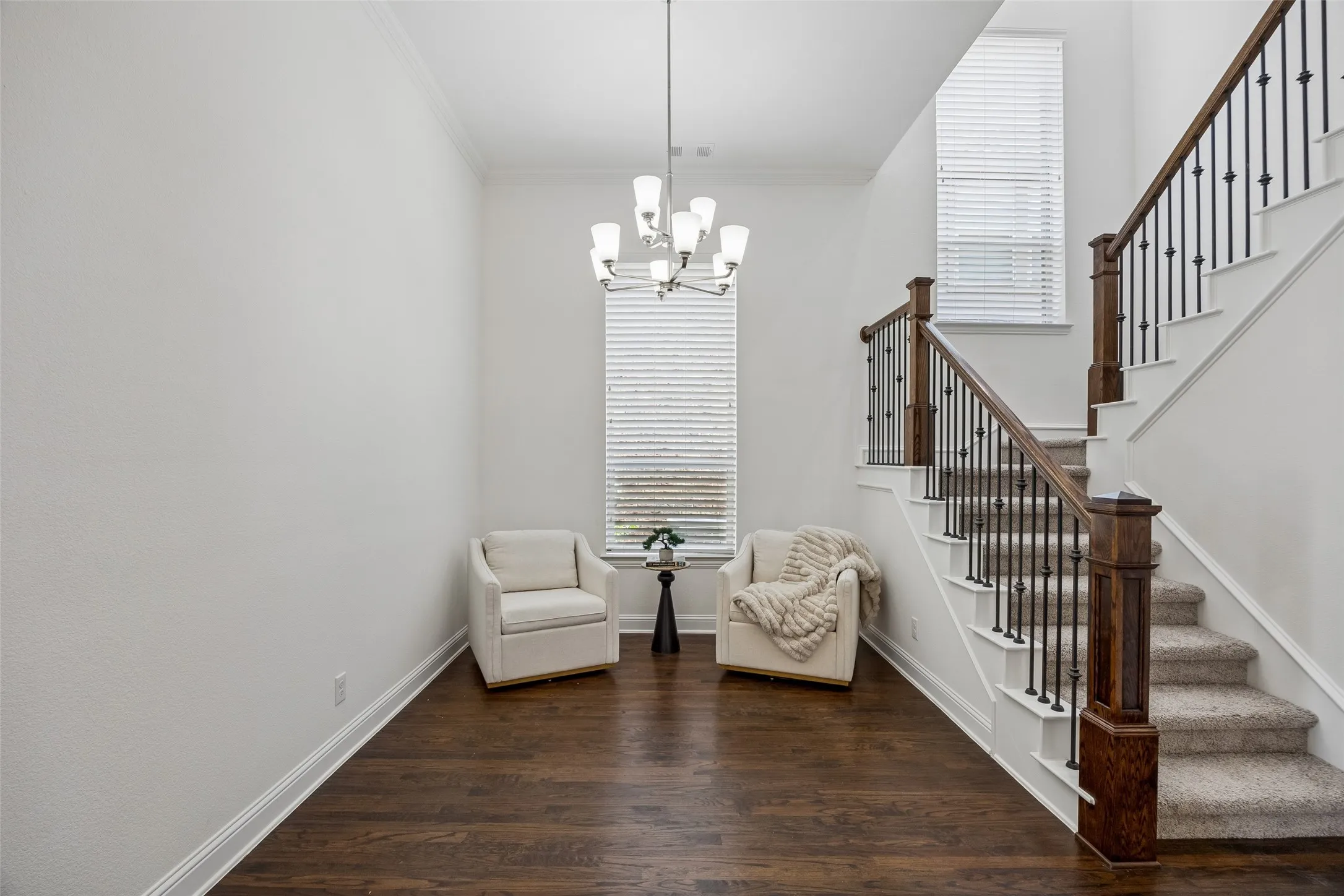 Single Family Residence For Sale in Dallas County , 7266 Clementine Drive, Irving, Texas 75063, 4 Bedroom, 4 Bathroom, 2 Garage spaces, 3,345 Sqft, built in 2015, mls#21348728, Real Estate Agent in Irving, Homes For Sale in Dallas county, Homes For Sale in Irving, Realtor in Irving Texas, Real Estate Brokerage Independent Realty Texas, Luminita Cordes Realtor