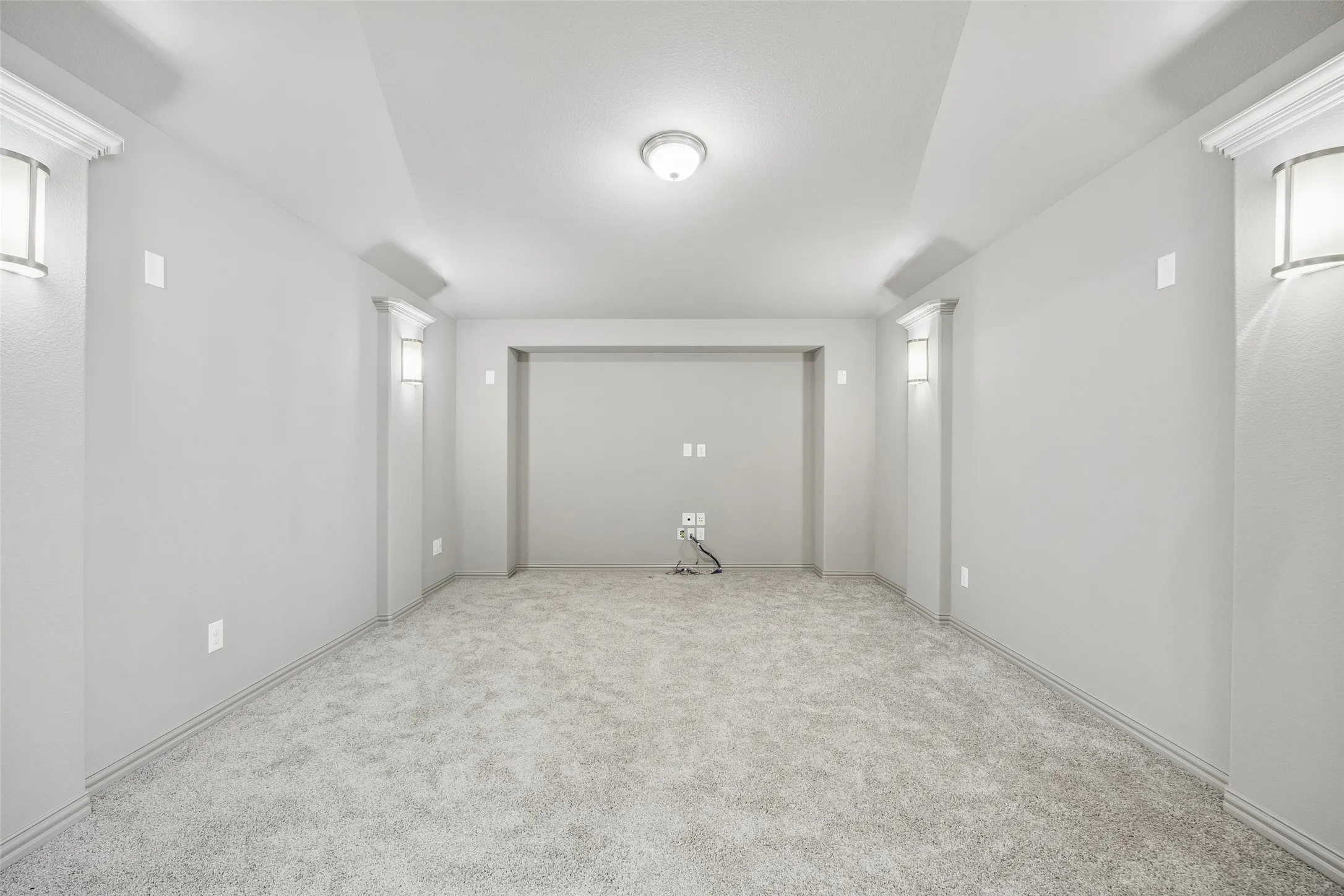 Single Family Residence For Sale in Dallas County , 7266 Clementine Drive, Irving, Texas 75063, 4 Bedroom, 4 Bathroom, 2 Garage spaces, 3,345 Sqft, built in 2015, mls#21348728, Real Estate Agent in Irving, Homes For Sale in Dallas county, Homes For Sale in Irving, Realtor in Irving Texas, Real Estate Brokerage Independent Realty Texas, Luminita Cordes Realtor