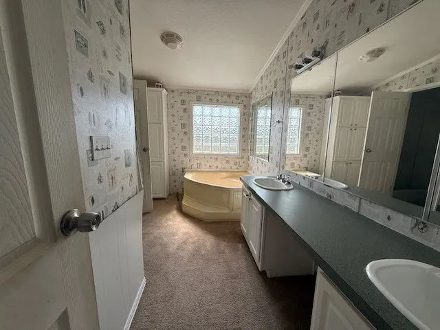 Mobile Home For Rent in Taylor County , 1417 Warren Street, Buffalo Gap, Texas 79508, 3 Bedroom, 2 Bathroom, 2 Garage spaces, 1,624 Sqft, built in 2002, mls#21348863, Real Estate Agent in Buffalo Gap, Homes For Rent in Taylor county, Homes For Rent in Buffalo Gap, Realtor in Buffalo Gap Texas, Real Estate Brokerage Independent Realty Texas, Luminita Cordes Realtor