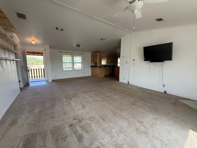 Mobile Home For Rent in Taylor County , 1417 Warren Street, Buffalo Gap, Texas 79508, 3 Bedroom, 2 Bathroom, 2 Garage spaces, 1,624 Sqft, built in 2002, mls#21348863, Real Estate Agent in Buffalo Gap, Homes For Rent in Taylor county, Homes For Rent in Buffalo Gap, Realtor in Buffalo Gap Texas, Real Estate Brokerage Independent Realty Texas, Luminita Cordes Realtor
