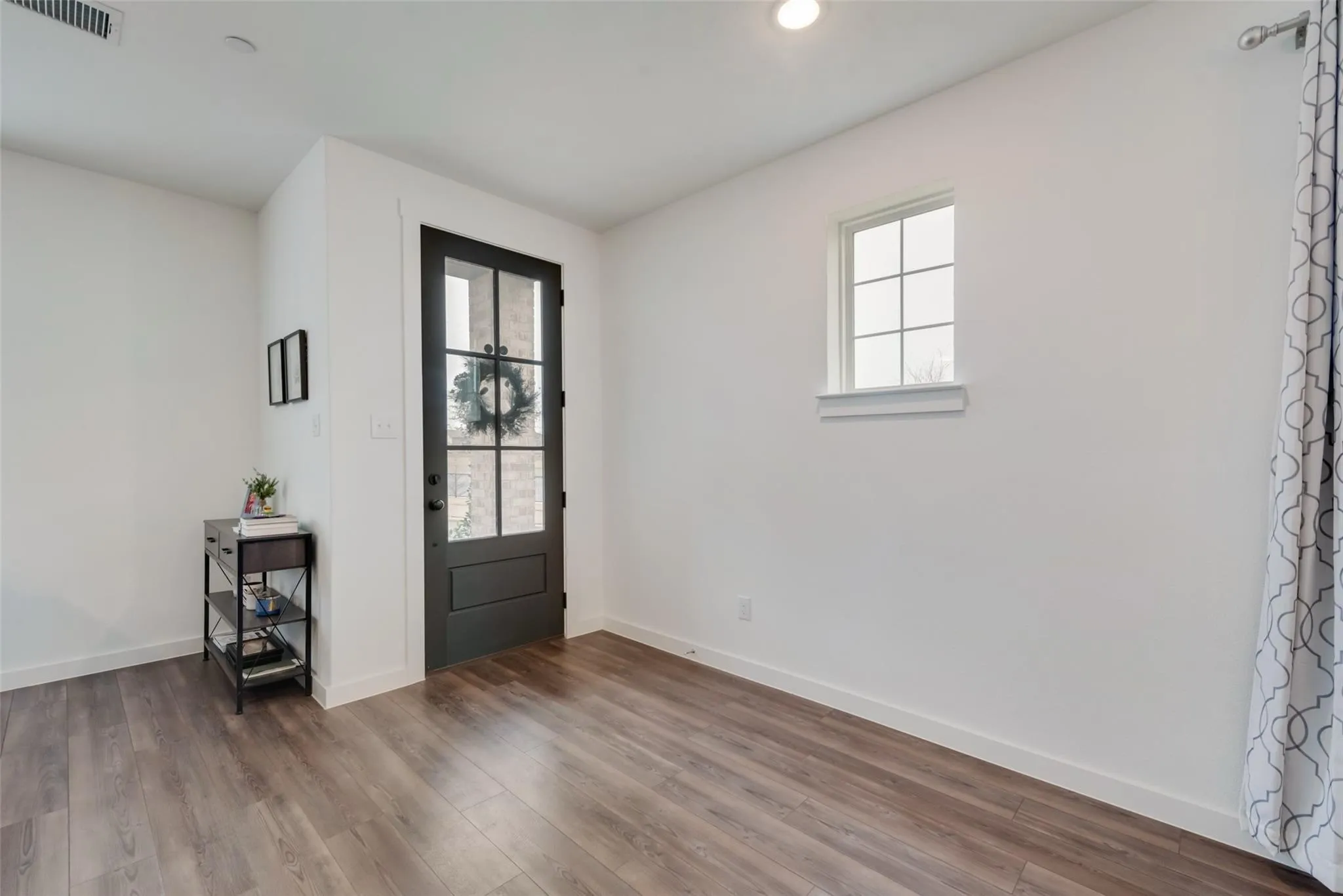 Townhouse For Rent in Collin County , 442 Matthew Drive, Fairview, Texas 75069, 3 Bedroom, 3 Bathroom, 2 Garage spaces, 2,208 Sqft, built in 2021, mls#21348873, Real Estate Agent in Fairview, Homes For Rent in Collin county, Homes For Rent in Fairview, Realtor in Fairview Texas, Real Estate Brokerage Independent Realty Texas, Luminita Cordes Realtor