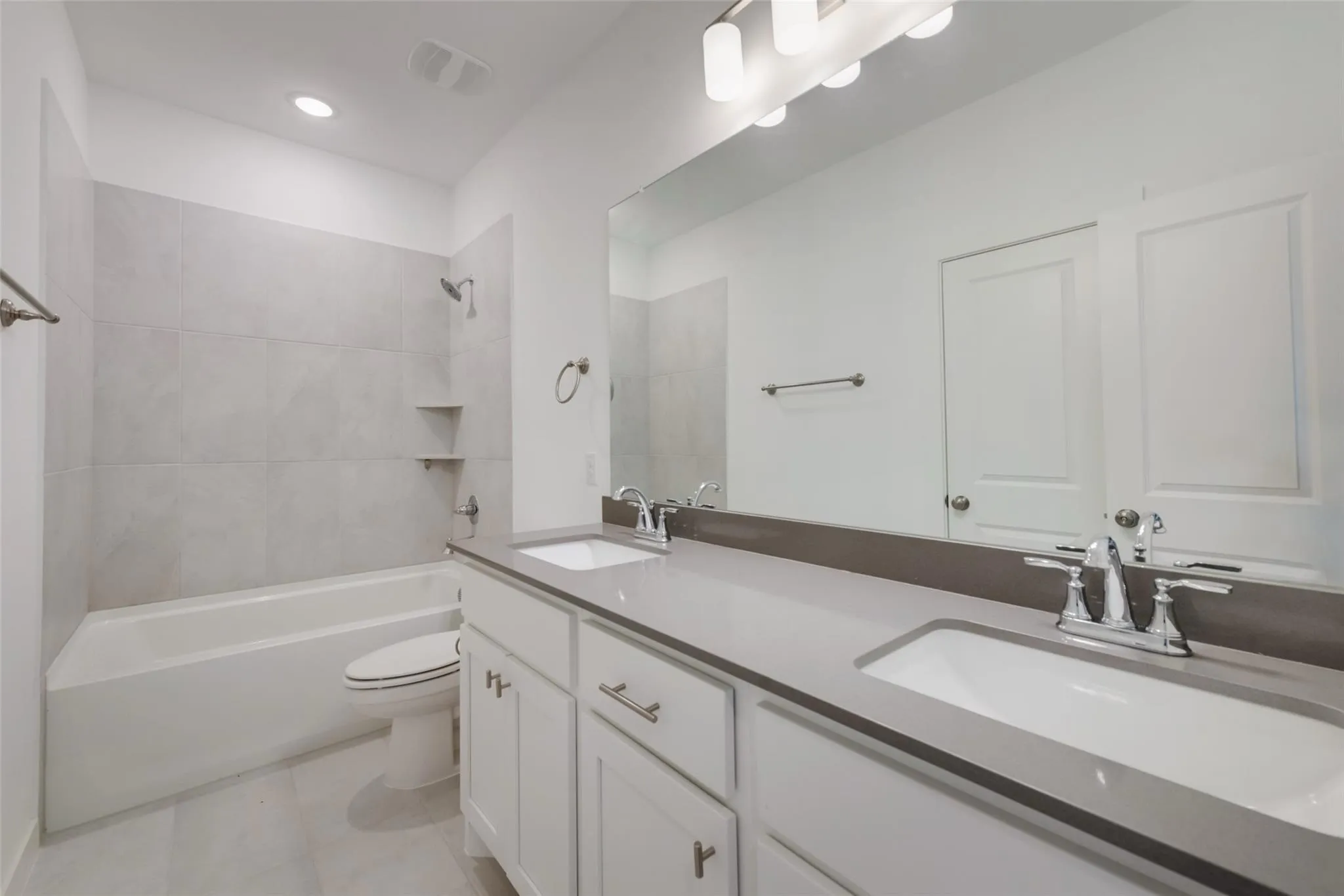 Townhouse For Rent in Collin County , 442 Matthew Drive, Fairview, Texas 75069, 3 Bedroom, 3 Bathroom, 2 Garage spaces, 2,208 Sqft, built in 2021, mls#21348873, Real Estate Agent in Fairview, Homes For Rent in Collin county, Homes For Rent in Fairview, Realtor in Fairview Texas, Real Estate Brokerage Independent Realty Texas, Luminita Cordes Realtor