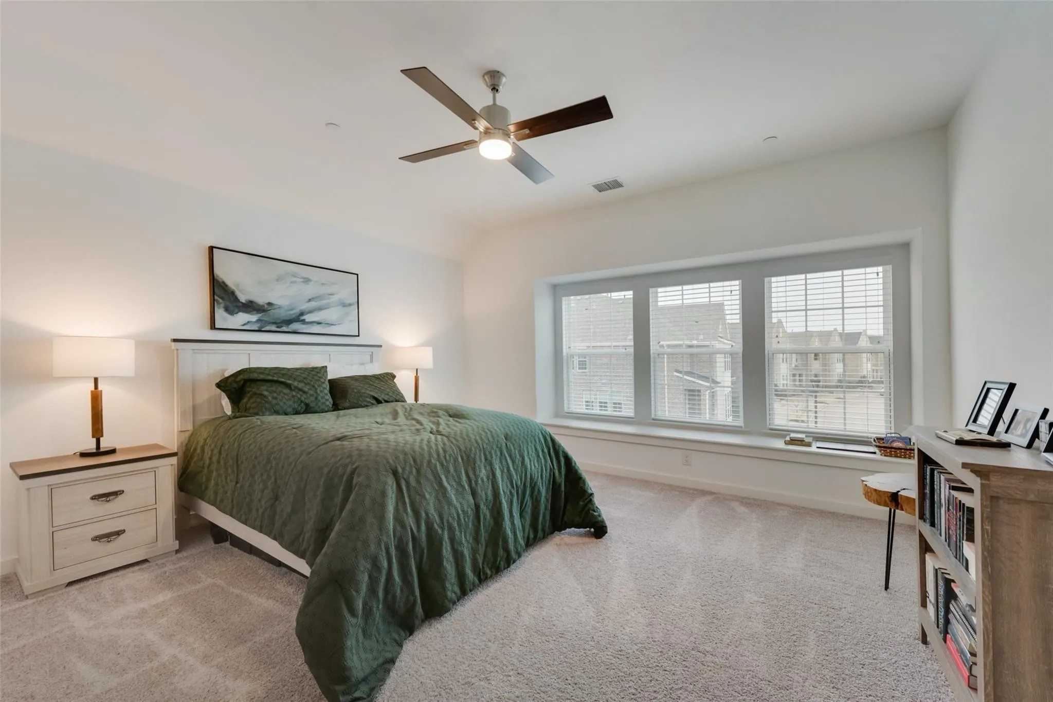 Townhouse For Rent in Collin County , 442 Matthew Drive, Fairview, Texas 75069, 3 Bedroom, 3 Bathroom, 2 Garage spaces, 2,208 Sqft, built in 2021, mls#21348873, Real Estate Agent in Fairview, Homes For Rent in Collin county, Homes For Rent in Fairview, Realtor in Fairview Texas, Real Estate Brokerage Independent Realty Texas, Luminita Cordes Realtor