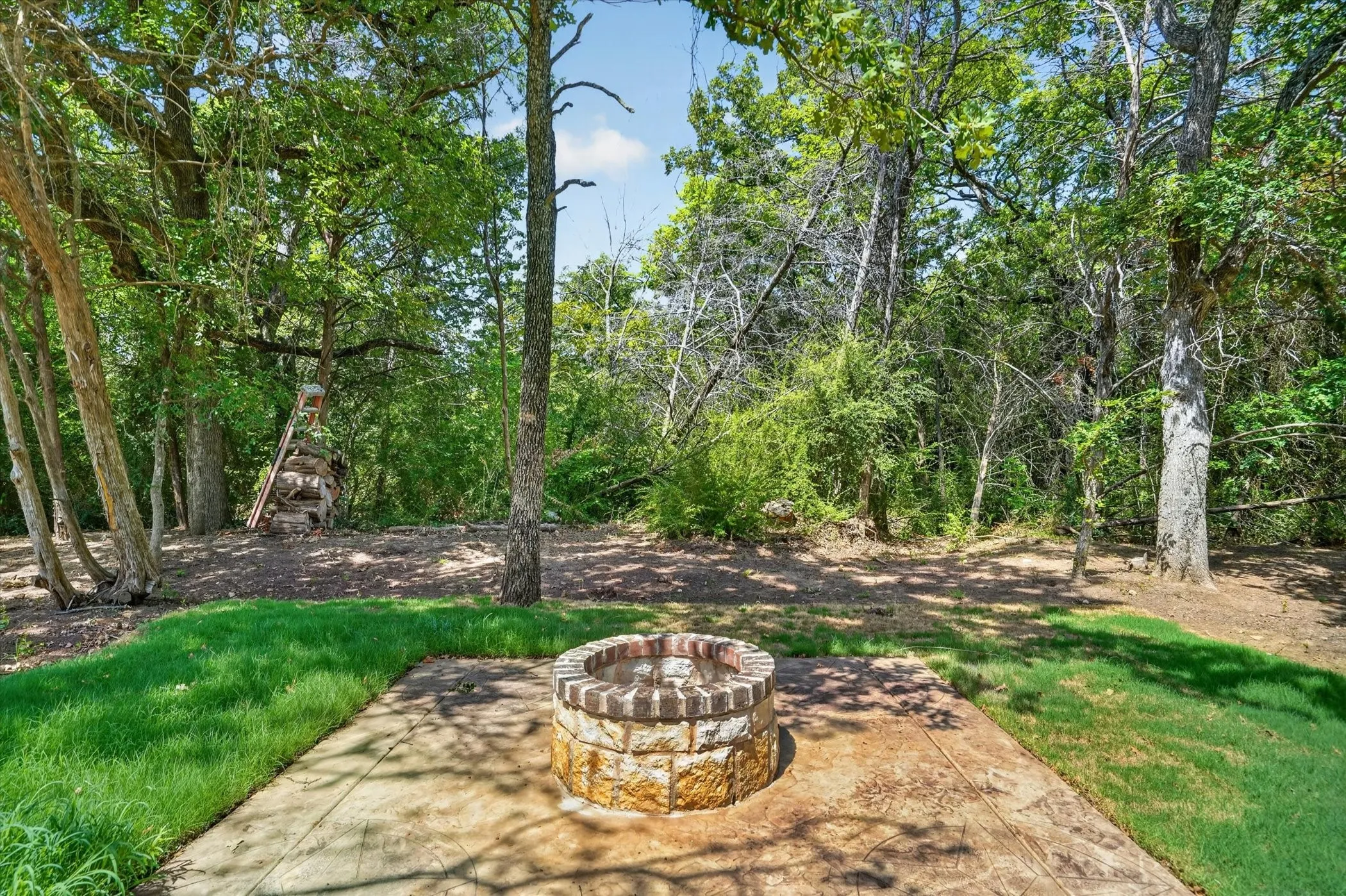 Single Family Residence For Sale in Denton County , 6400 Crapemyrtle Drive, Denton, Texas 76208, 4 Bedroom, 5 Bathroom, 2 Garage spaces, 3,562 Sqft, built in 2026, mls#21346128, Real Estate Agent in Denton, Homes For Sale in Denton county, Homes For Sale in Denton, Realtor in Denton Texas, Real Estate Brokerage Independent Realty Texas, Luminita Cordes Realtor