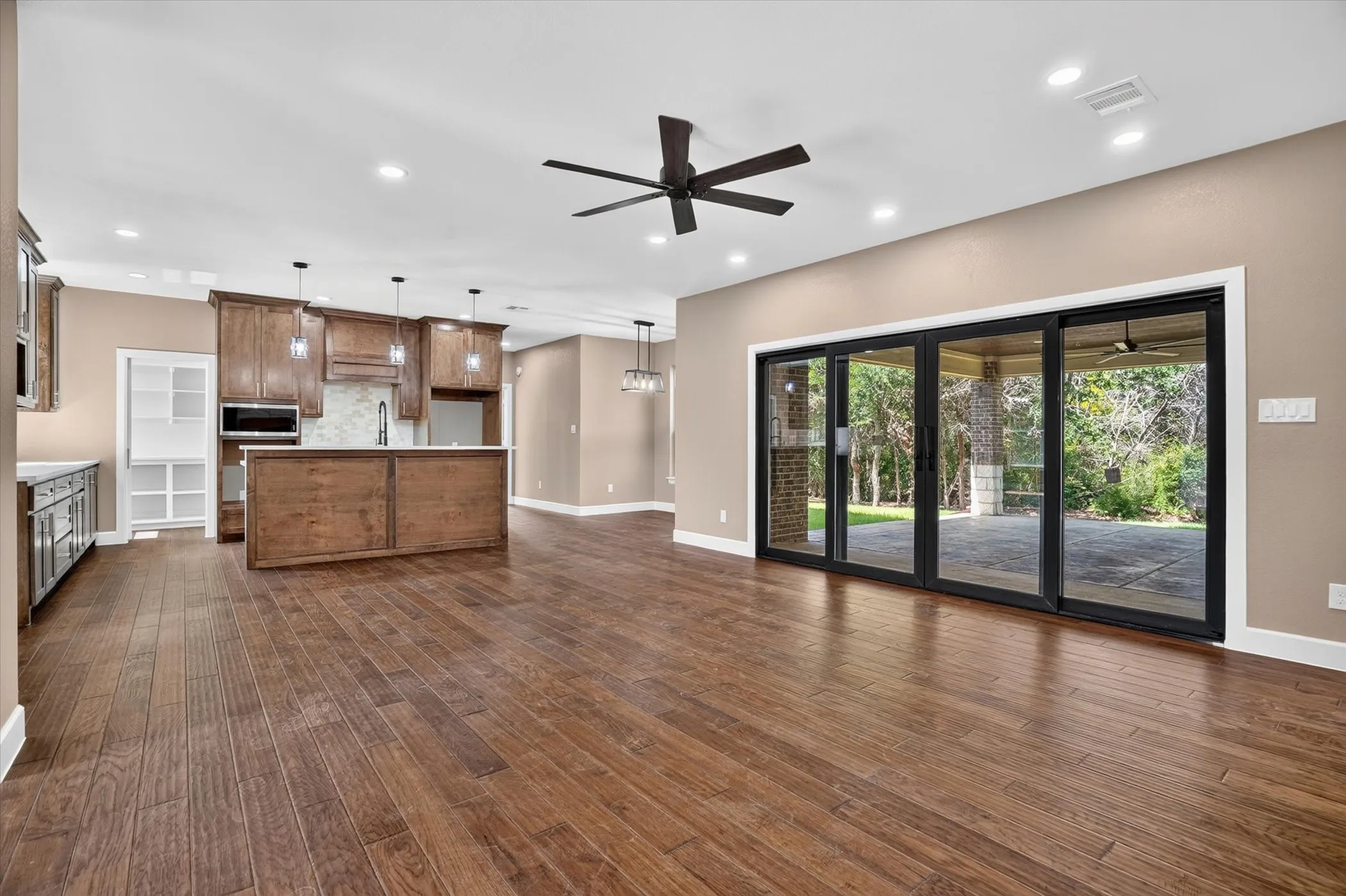 Single Family Residence For Sale in Denton County , 6400 Crapemyrtle Drive, Denton, Texas 76208, 4 Bedroom, 5 Bathroom, 2 Garage spaces, 3,562 Sqft, built in 2026, mls#21346128, Real Estate Agent in Denton, Homes For Sale in Denton county, Homes For Sale in Denton, Realtor in Denton Texas, Real Estate Brokerage Independent Realty Texas, Luminita Cordes Realtor