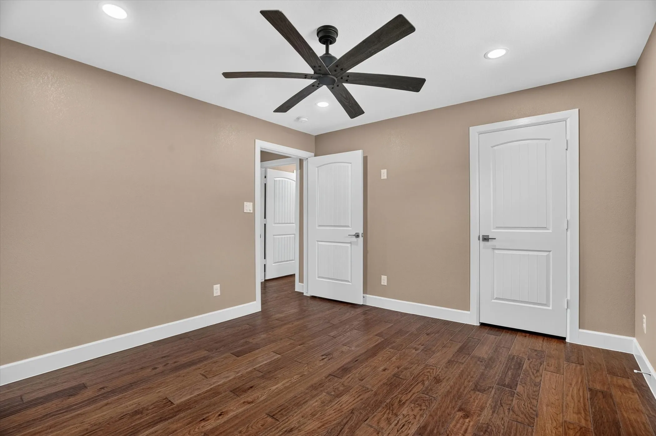 Single Family Residence For Sale in Denton County , 6400 Crapemyrtle Drive, Denton, Texas 76208, 4 Bedroom, 5 Bathroom, 2 Garage spaces, 3,562 Sqft, built in 2026, mls#21346128, Real Estate Agent in Denton, Homes For Sale in Denton county, Homes For Sale in Denton, Realtor in Denton Texas, Real Estate Brokerage Independent Realty Texas, Luminita Cordes Realtor