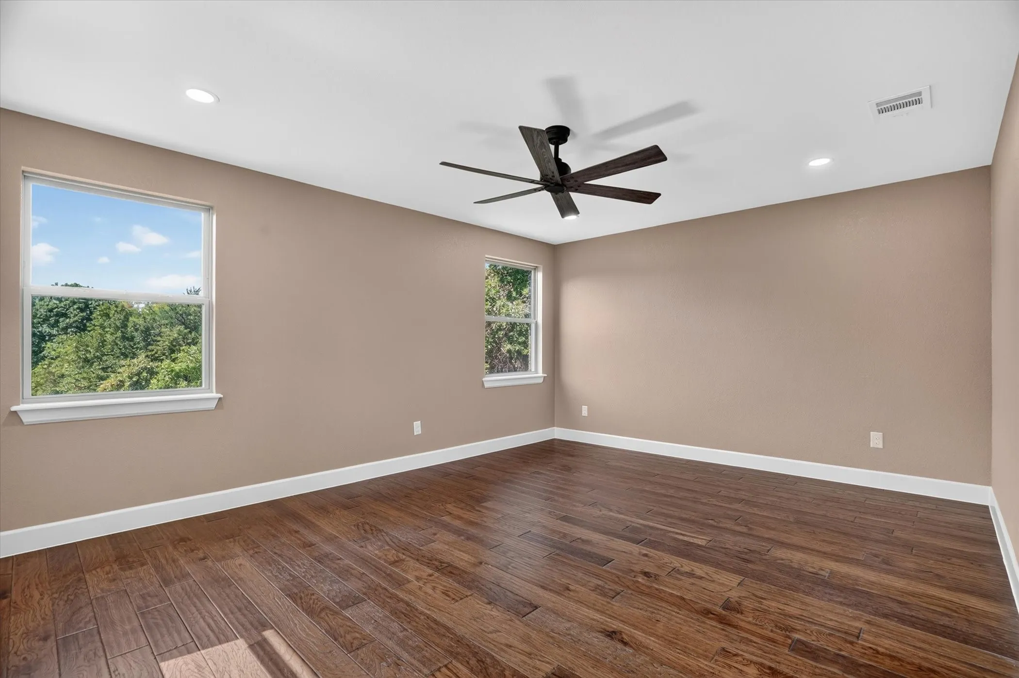 Single Family Residence For Sale in Denton County , 6400 Crapemyrtle Drive, Denton, Texas 76208, 4 Bedroom, 5 Bathroom, 2 Garage spaces, 3,562 Sqft, built in 2026, mls#21346128, Real Estate Agent in Denton, Homes For Sale in Denton county, Homes For Sale in Denton, Realtor in Denton Texas, Real Estate Brokerage Independent Realty Texas, Luminita Cordes Realtor