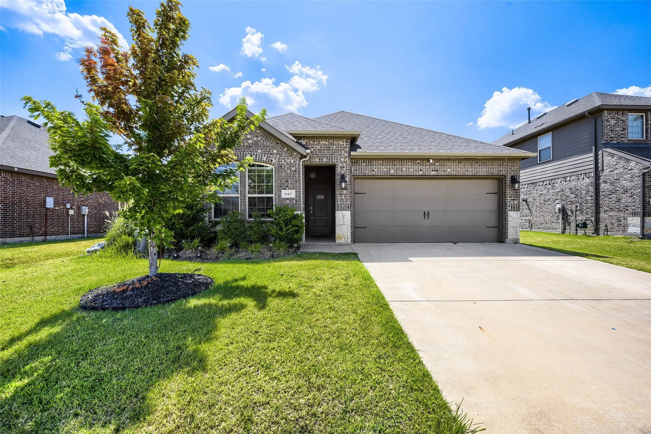 Single Family Residence For Rent in Denton County , 11417 Culberson Drive, Aubrey, Texas 76227, 3 Bedroom, 2 Bathroom, 2 Garage spaces, 1,540 Sqft, built in 2020, mls#21347952, Real Estate Agent in Aubrey, Homes For Rent in Denton county, Homes For Rent in Aubrey, Realtor in Aubrey Texas, Real Estate Brokerage Independent Realty Texas, Luminita Cordes Realtor