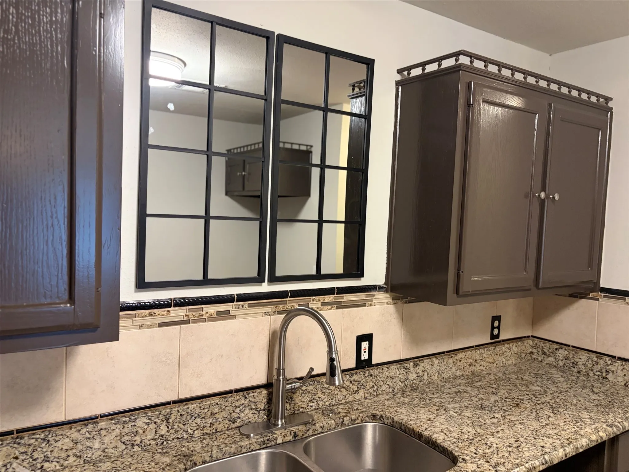 Single Family Residence For Sale in Mc Lennan County , 2025 Lyle Avenue, Waco, Texas 76708, 3 Bedroom, 2 Bathroom, Garage spaces, 1,380 Sqft, built in 1999, mls#21324983, Real Estate Agent in Waco, Homes For Sale in Mc Lennan county, Homes For Sale in Waco, Realtor in Waco Texas, Real Estate Brokerage Independent Realty Texas, Luminita Cordes Realtor