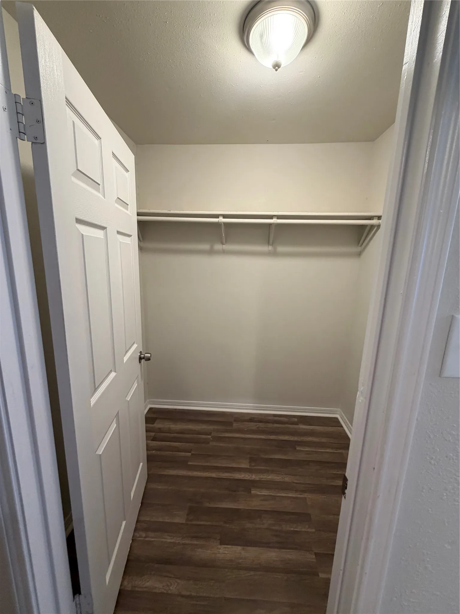 Single Family Residence For Sale in Mc Lennan County , 2025 Lyle Avenue, Waco, Texas 76708, 3 Bedroom, 2 Bathroom, Garage spaces, 1,380 Sqft, built in 1999, mls#21324983, Real Estate Agent in Waco, Homes For Sale in Mc Lennan county, Homes For Sale in Waco, Realtor in Waco Texas, Real Estate Brokerage Independent Realty Texas, Luminita Cordes Realtor
