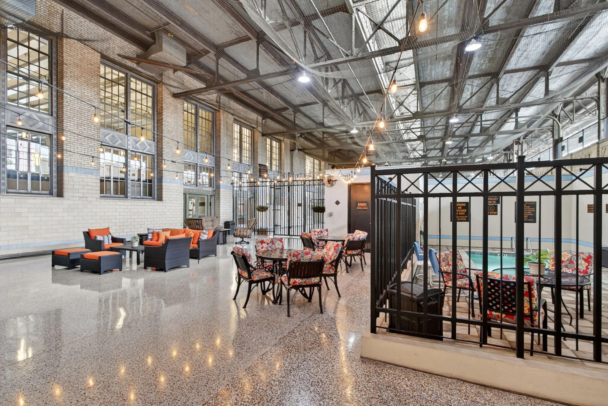 Condominium For Sale in Tarrant County , 201 W Lancaster Avenue 421, Fort Worth, Texas 76102, 2 Bedrooms, 2 Bathrooms, Garage spaces, 1,135 Sqft, built in 2005, Price $415,000, mls#21348850, Real Estate Agent in Fort Worth, Homes For Sale in Tarrant county, Homes For Sale in Fort Worth, Realtor in Fort Worth Texas, Real Estate Brokerage Independent Realty Texas, Luminita Cordes Realtor