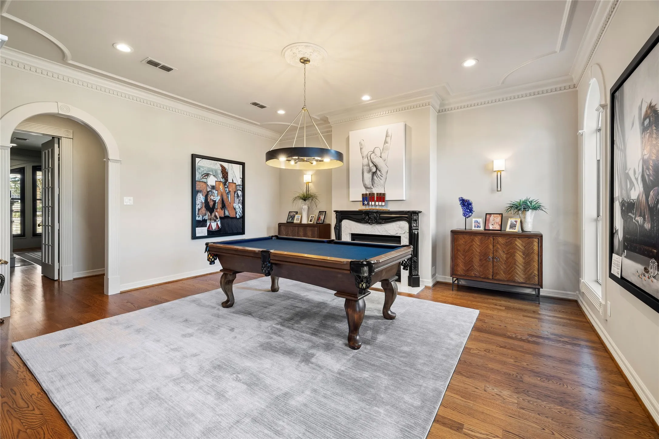 Single Family Residence For Sale in Smith County , 7005 Gleneagles Drive, Tyler, Texas 75703, 5 Bedrooms, 6 Bathrooms, 3 Garage spaces, 6,221 Sqft, built in 1993, Price $1,445,000, mls#21348646, Real Estate Agent in Tyler, Homes For Sale in Smith county, Homes For Sale in Tyler, Realtor in Tyler Texas, Real Estate Brokerage Independent Realty Texas, Luminita Cordes Realtor