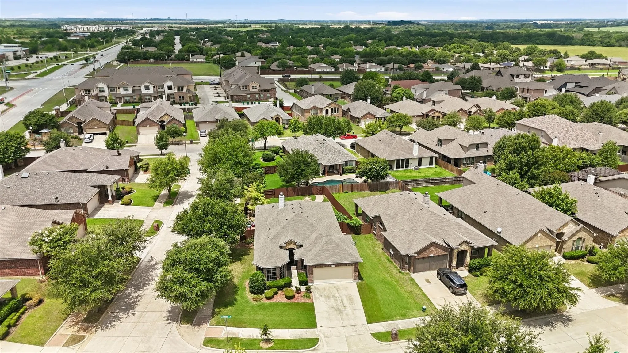 Single Family Residence For Sale in Denton County , 4524 Lacewood Drive, Denton, Texas 76226, 3 Bedroom, 2 Bathroom, 2 Garage spaces, 1,569 Sqft, built in 2011, mls#21345189, Real Estate Agent in Denton, Homes For Sale in Denton county, Homes For Sale in Denton, Realtor in Denton Texas, Real Estate Brokerage Independent Realty Texas, Luminita Cordes Realtor