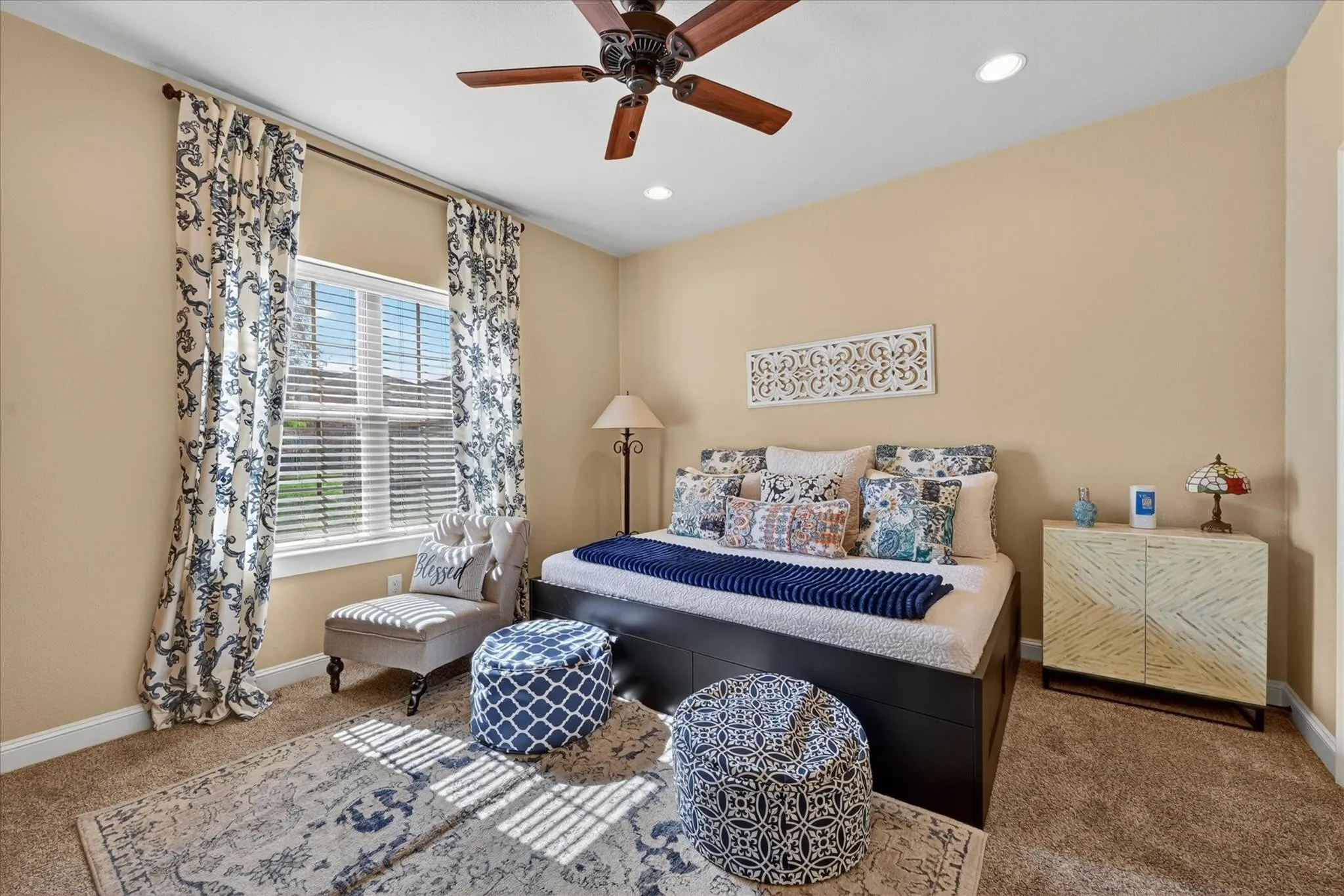Single Family Residence For Sale in Dallas County , 732 Forest Creek, De Soto, Texas 75115, 4 Bedrooms, 3 Bathrooms, 2 Garage spaces, 2,372 Sqft, built in 2016, Price $369,999, mls#21348907, Real Estate Agent in De Soto, Homes For Sale in Dallas county, Homes For Sale in De Soto, Realtor in De Soto Texas, Real Estate Brokerage Independent Realty Texas, Luminita Cordes Realtor