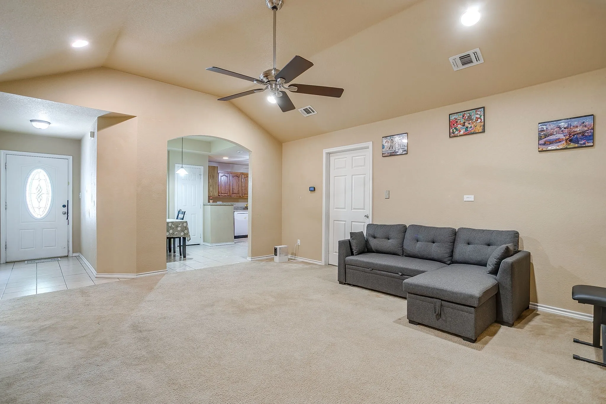 Single Family Residence For Rent in Palo Pinto County , 508 NW 5th Street, Mineral Wells, Texas 76067, 3 Bedroom, 2 Bathroom, 2 Garage spaces, 1,594 Sqft, built in 2009, mls#21348844, Real Estate Agent in Mineral Wells, Homes For Rent in Palo Pinto county, Homes For Rent in Mineral Wells, Realtor in Mineral Wells Texas, Real Estate Brokerage Independent Realty Texas, Luminita Cordes Realtor