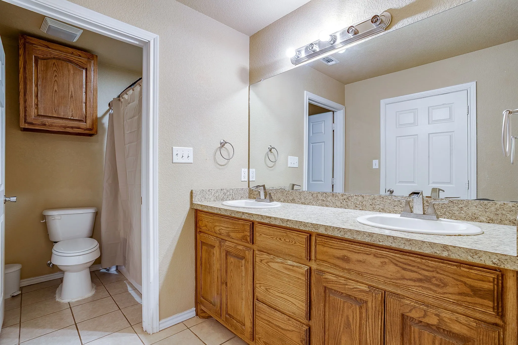 Single Family Residence For Rent in Palo Pinto County , 508 NW 5th Street, Mineral Wells, Texas 76067, 3 Bedroom, 2 Bathroom, 2 Garage spaces, 1,594 Sqft, built in 2009, mls#21348844, Real Estate Agent in Mineral Wells, Homes For Rent in Palo Pinto county, Homes For Rent in Mineral Wells, Realtor in Mineral Wells Texas, Real Estate Brokerage Independent Realty Texas, Luminita Cordes Realtor