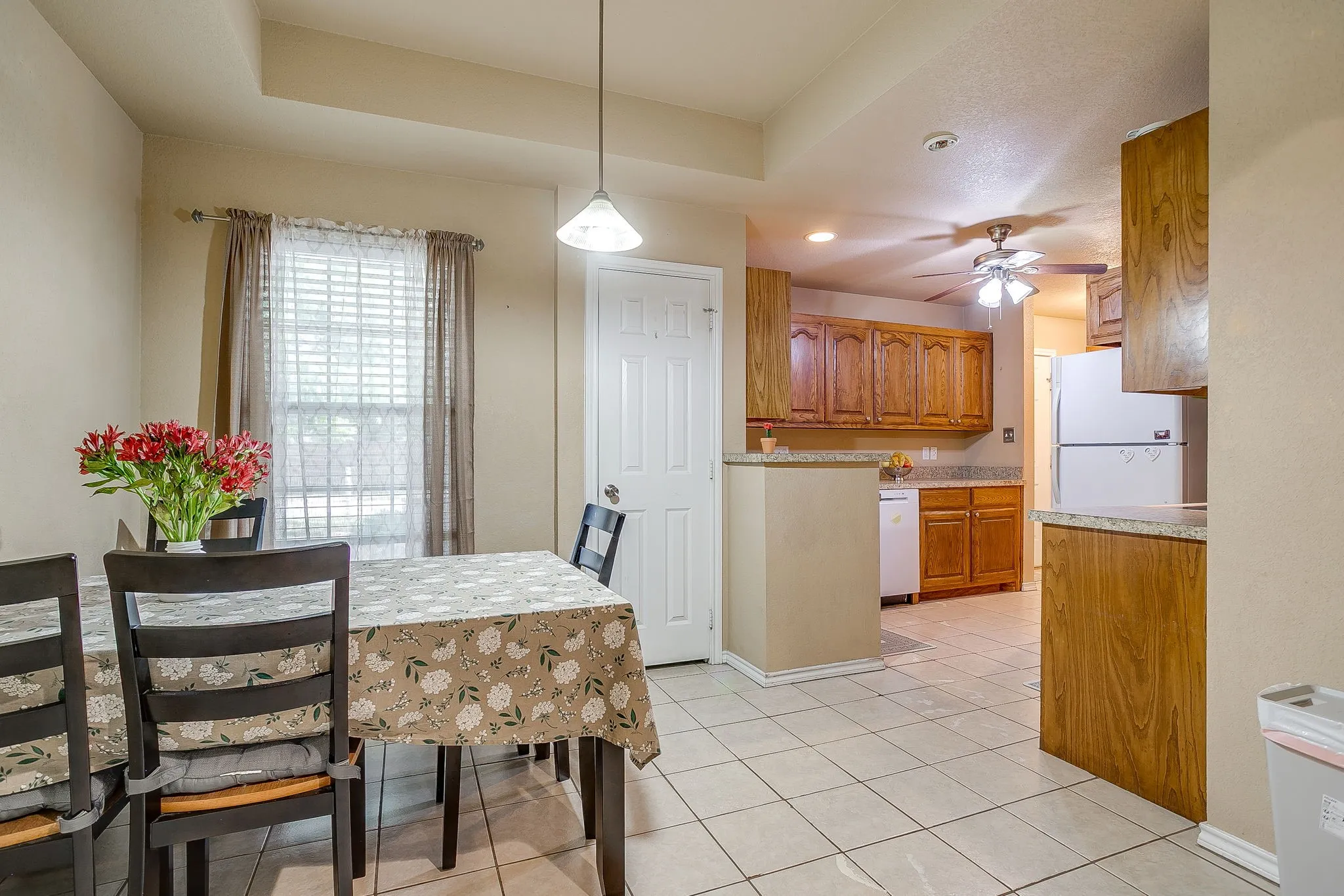 Single Family Residence For Rent in Palo Pinto County , 508 NW 5th Street, Mineral Wells, Texas 76067, 3 Bedroom, 2 Bathroom, 2 Garage spaces, 1,594 Sqft, built in 2009, mls#21348844, Real Estate Agent in Mineral Wells, Homes For Rent in Palo Pinto county, Homes For Rent in Mineral Wells, Realtor in Mineral Wells Texas, Real Estate Brokerage Independent Realty Texas, Luminita Cordes Realtor