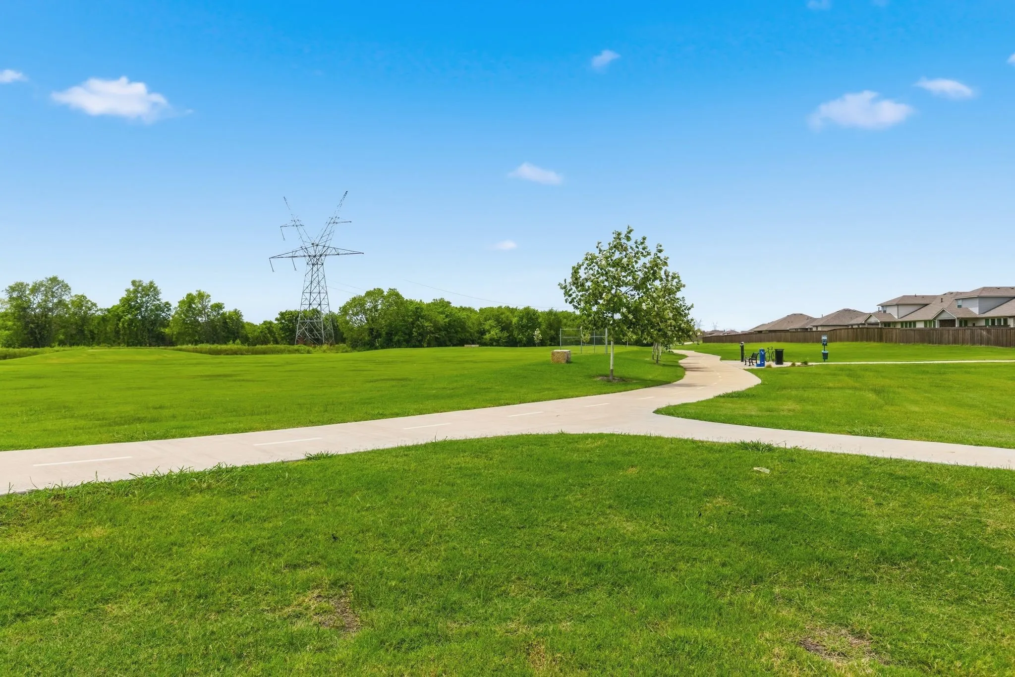 Single Family Residence For Sale in Rockwall County , 3226 Buffalo Creek Circle, Royse City, Texas 75189, 3 Bedroom, 3 Bathroom, 3 Garage spaces, 2,274 Sqft, built in 2020, mls#21348584, Real Estate Agent in Royse City, Homes For Sale in Rockwall county, Homes For Sale in Royse City, Realtor in Royse City Texas, Real Estate Brokerage Independent Realty Texas, Luminita Cordes Realtor