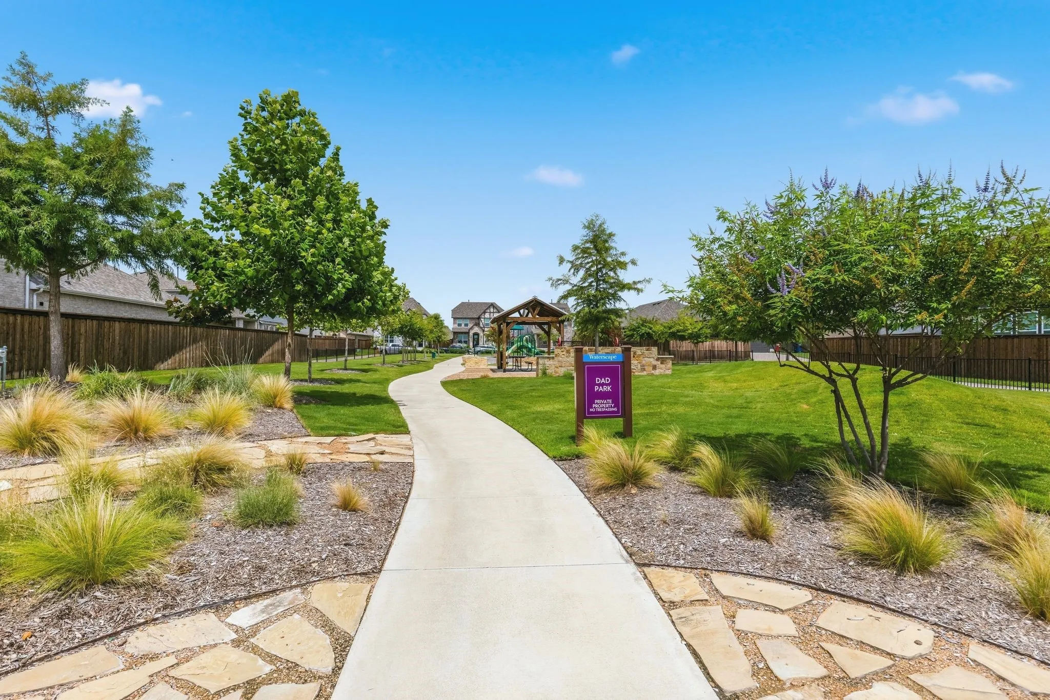 Single Family Residence For Sale in Rockwall County , 3226 Buffalo Creek Circle, Royse City, Texas 75189, 3 Bedroom, 3 Bathroom, 3 Garage spaces, 2,274 Sqft, built in 2020, mls#21348584, Real Estate Agent in Royse City, Homes For Sale in Rockwall county, Homes For Sale in Royse City, Realtor in Royse City Texas, Real Estate Brokerage Independent Realty Texas, Luminita Cordes Realtor