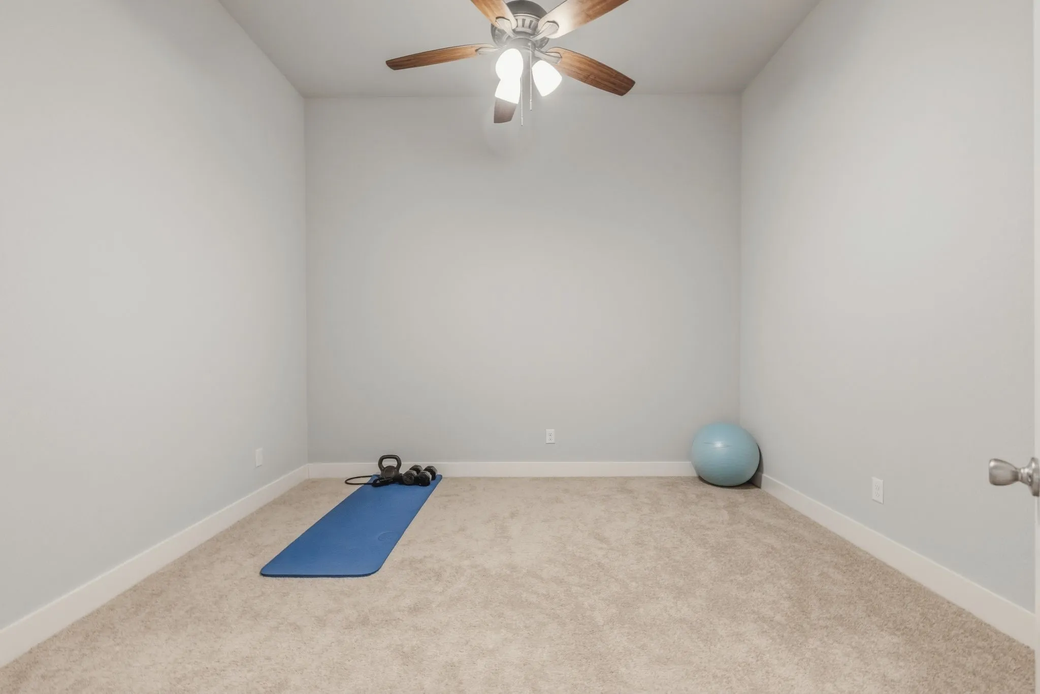 Flex Room-Family, Theater, Game, 2nd Living, etc