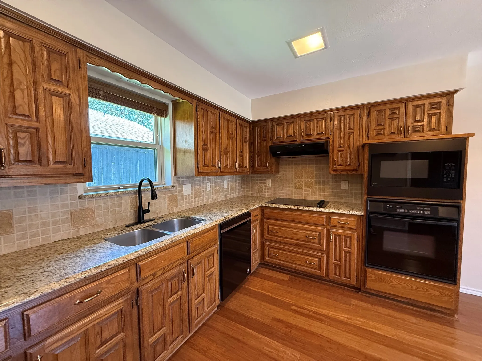 Single Family Residence For Sale in Collin County , 3205 Cross Bend Road, Plano, Texas 75023, 3 Bedroom, 3 Bathroom, 2 Garage spaces, 2,240 Sqft, built in 1978, mls#21344843, Real Estate Agent in Plano, Homes For Sale in Collin county, Homes For Sale in Plano, Realtor in Plano Texas, Real Estate Brokerage Independent Realty Texas, Luminita Cordes Realtor