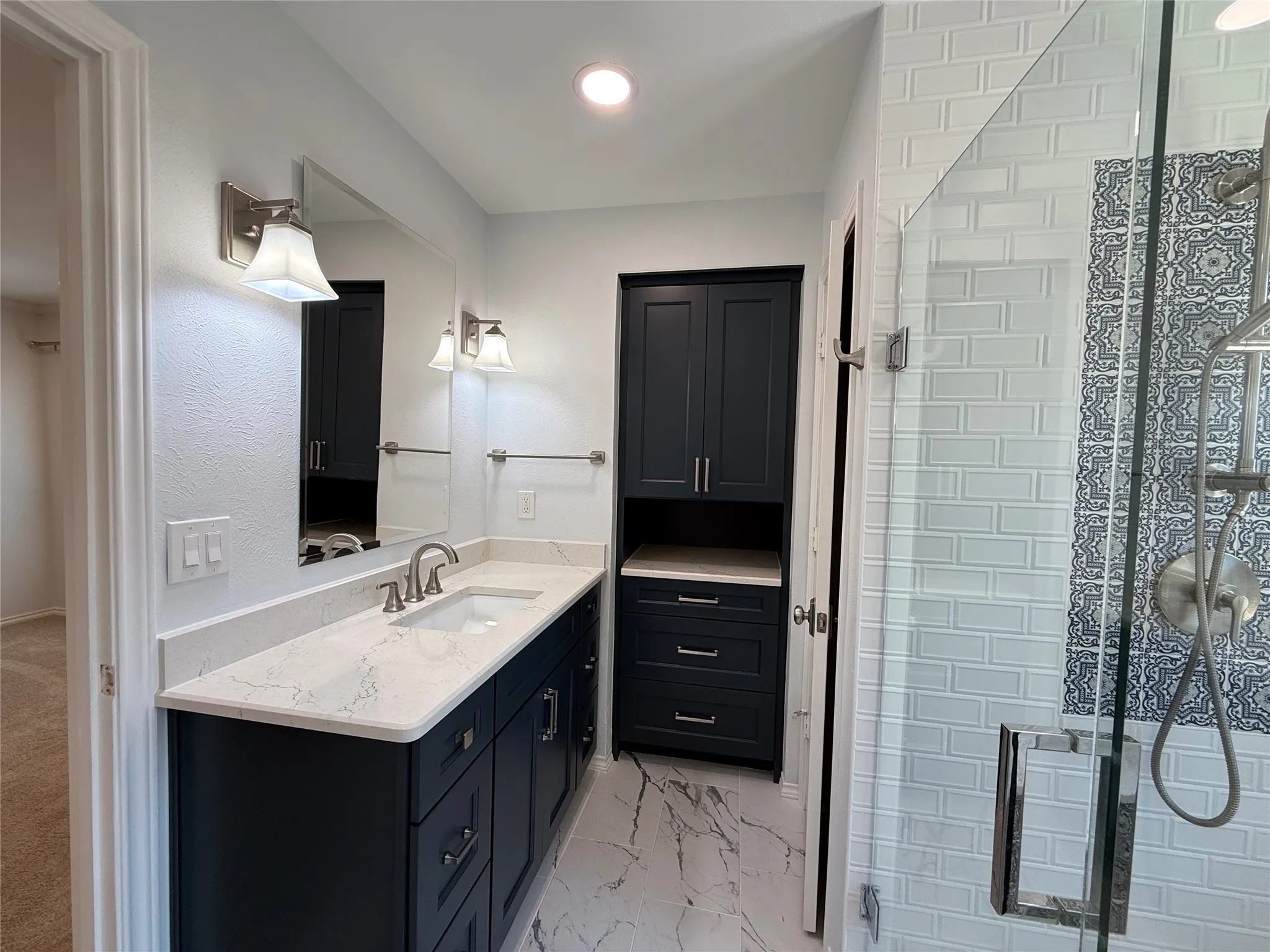 Single Family Residence For Sale in Collin County , 3205 Cross Bend Road, Plano, Texas 75023, 3 Bedroom, 3 Bathroom, 2 Garage spaces, 2,240 Sqft, built in 1978, mls#21344843, Real Estate Agent in Plano, Homes For Sale in Collin county, Homes For Sale in Plano, Realtor in Plano Texas, Real Estate Brokerage Independent Realty Texas, Luminita Cordes Realtor