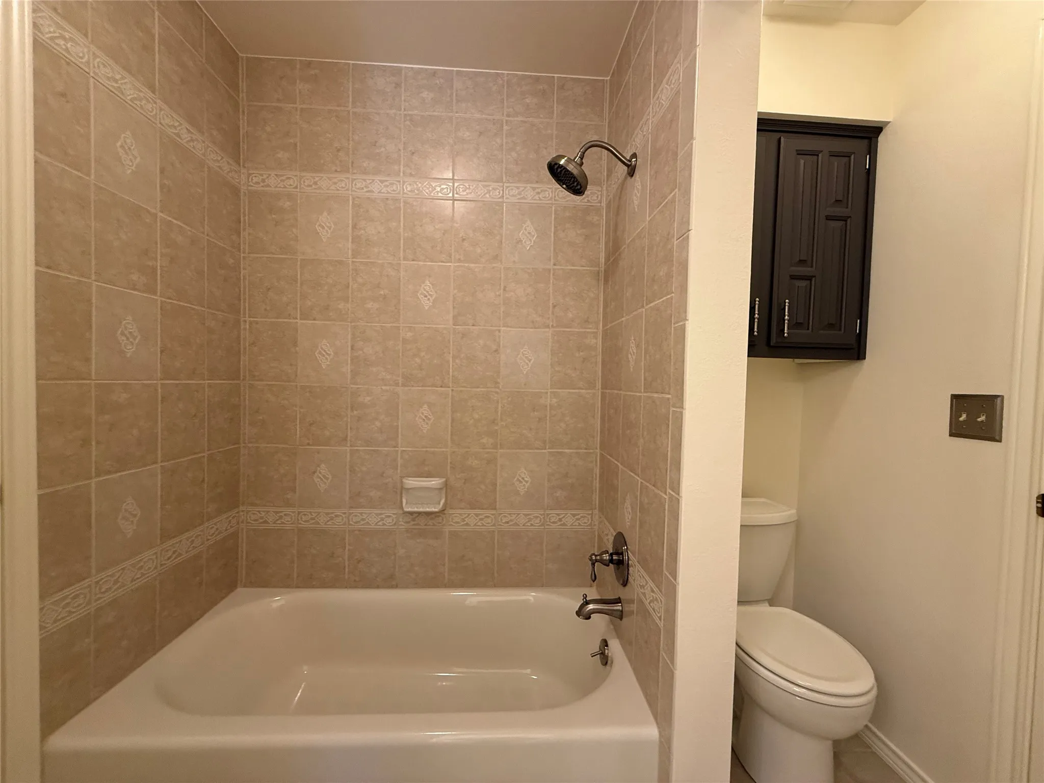 Single Family Residence For Sale in Collin County , 3205 Cross Bend Road, Plano, Texas 75023, 3 Bedroom, 3 Bathroom, 2 Garage spaces, 2,240 Sqft, built in 1978, mls#21344843, Real Estate Agent in Plano, Homes For Sale in Collin county, Homes For Sale in Plano, Realtor in Plano Texas, Real Estate Brokerage Independent Realty Texas, Luminita Cordes Realtor