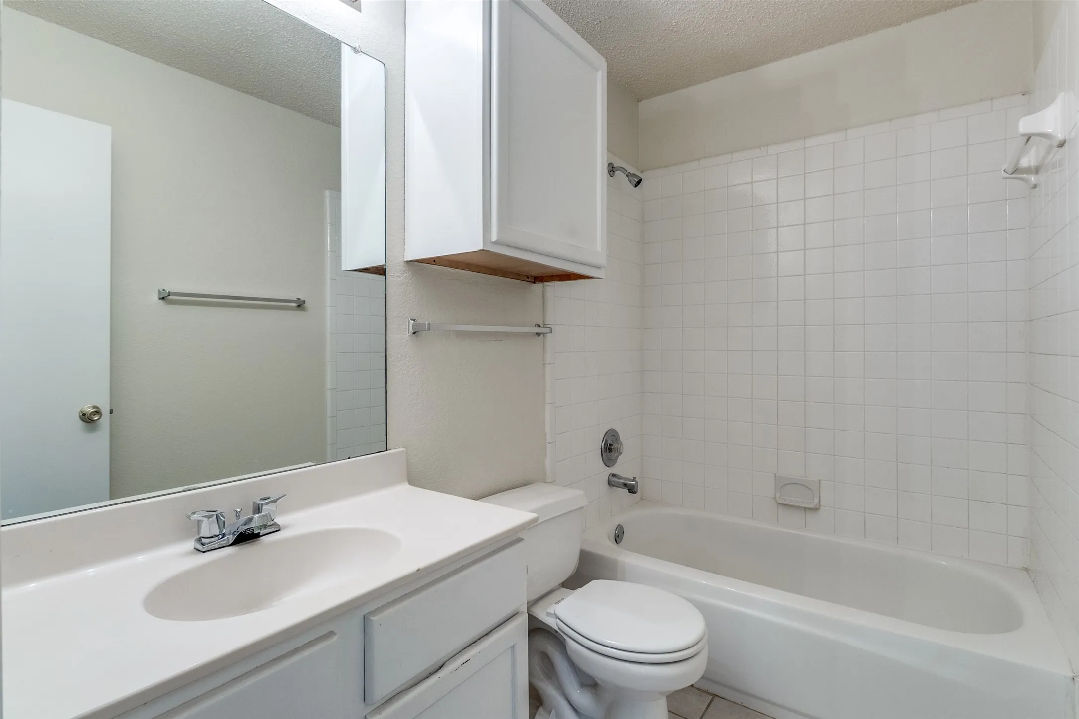 Single Family Residence For Sale in Dallas County , 718 Indianpaint Drive, Mesquite, Texas 75149, 3 Bedroom, 2 Bathroom, 2 Garage spaces, 1,341 Sqft, built in 1995, mls#21348921, Real Estate Agent in Mesquite, Homes For Sale in Dallas county, Homes For Sale in Mesquite, Realtor in Mesquite Texas, Real Estate Brokerage Independent Realty Texas, Luminita Cordes Realtor