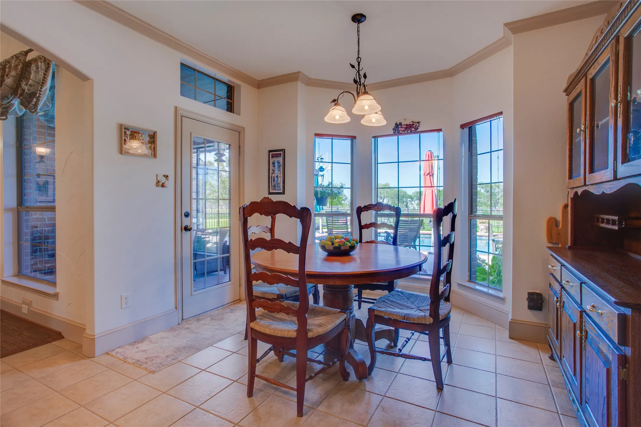 Single Family Residence For Sale in Kaufman County , 10044 Dennehy Drive, Talty, Texas 75126, 4 Bedroom, 3 Bathroom, 3 Garage spaces, 2,985 Sqft, built in 2005, mls#21346873, Real Estate Agent in Talty, Homes For Sale in Kaufman county, Homes For Sale in Talty, Realtor in Talty Texas, Real Estate Brokerage Independent Realty Texas, Luminita Cordes Realtor