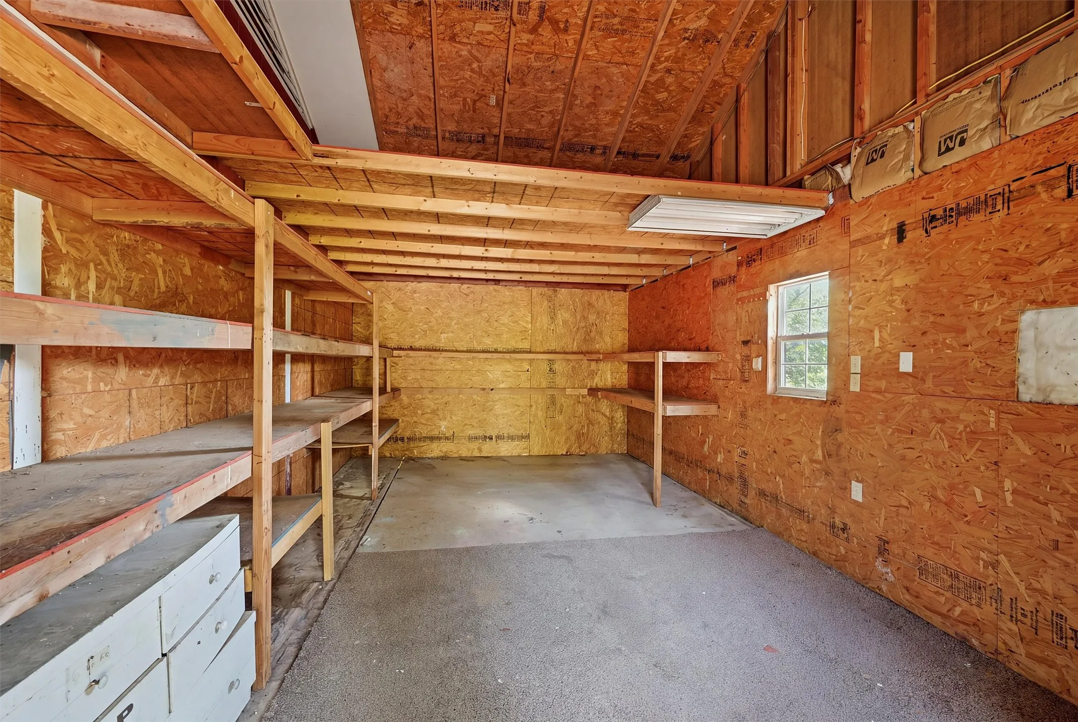 Single Family Residence For Sale in Grayson County , 2011 W Houston Street, Sherman, Texas 75092, 6 Bedroom, 4 Bathroom, Garage spaces, 2,737 Sqft, built in 1962, mls#21347124, Real Estate Agent in Sherman, Homes For Sale in Grayson county, Homes For Sale in Sherman, Realtor in Sherman Texas, Real Estate Brokerage Independent Realty Texas, Luminita Cordes Realtor