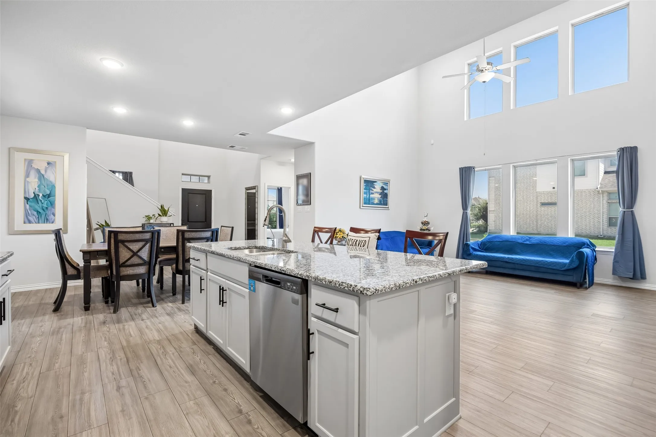 Single Family Residence For Sale in Dallas County , 1501 Buckeye Trail, Garland, Texas 75042, 4 Bedrooms, 3 Bathrooms, 2 Garage spaces, 2,633 Sqft, built in 2022, Price $525,000, mls#21348146, Real Estate Agent in Garland, Homes For Sale in Dallas county, Homes For Sale in Garland, Realtor in Garland Texas, Real Estate Brokerage Independent Realty Texas, Luminita Cordes Realtor