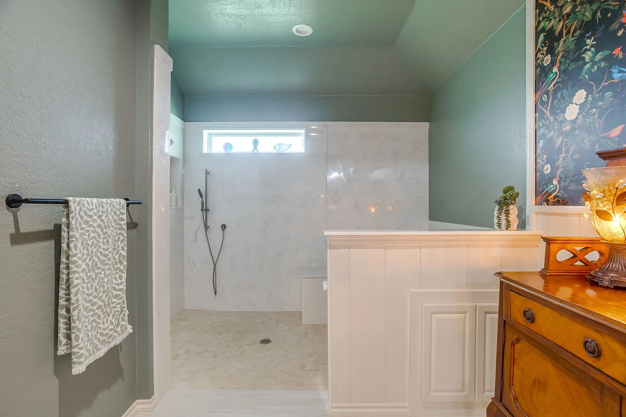 Single Family Residence For Sale in Johnson County , 7921 County Road 915b, Joshua, Texas 76058, 3 Bedroom, 2 Bathroom, 2 Garage spaces, 2,679 Sqft, built in 2007, mls#21348422, Real Estate Agent in Joshua, Homes For Sale in Johnson county, Homes For Sale in Joshua, Realtor in Joshua Texas, Real Estate Brokerage Independent Realty Texas, Luminita Cordes Realtor