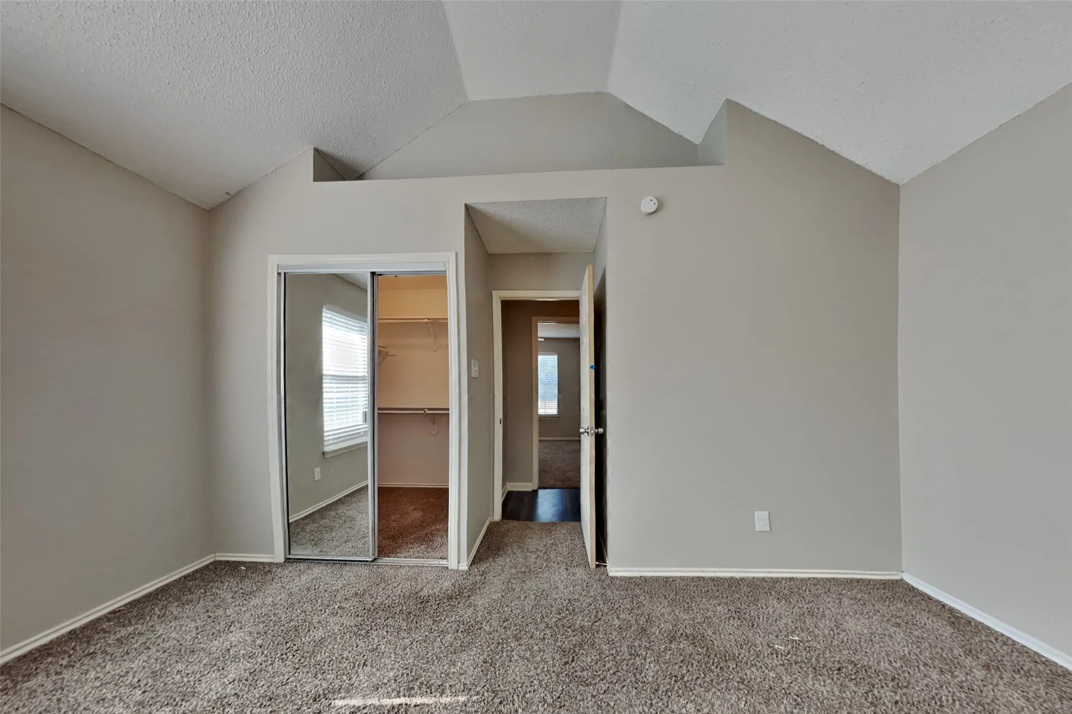 Single Family Residence For Rent in Collin County , 10316 Concord Drive, Frisco, Texas 75035, 3 Bedroom, 2 Bathroom, 2 Garage spaces, 1,319 Sqft, built in 1990, mls#21348971, Real Estate Agent in Frisco, Homes For Rent in Collin county, Homes For Rent in Frisco, Realtor in Frisco Texas, Real Estate Brokerage Independent Realty Texas, Luminita Cordes Realtor