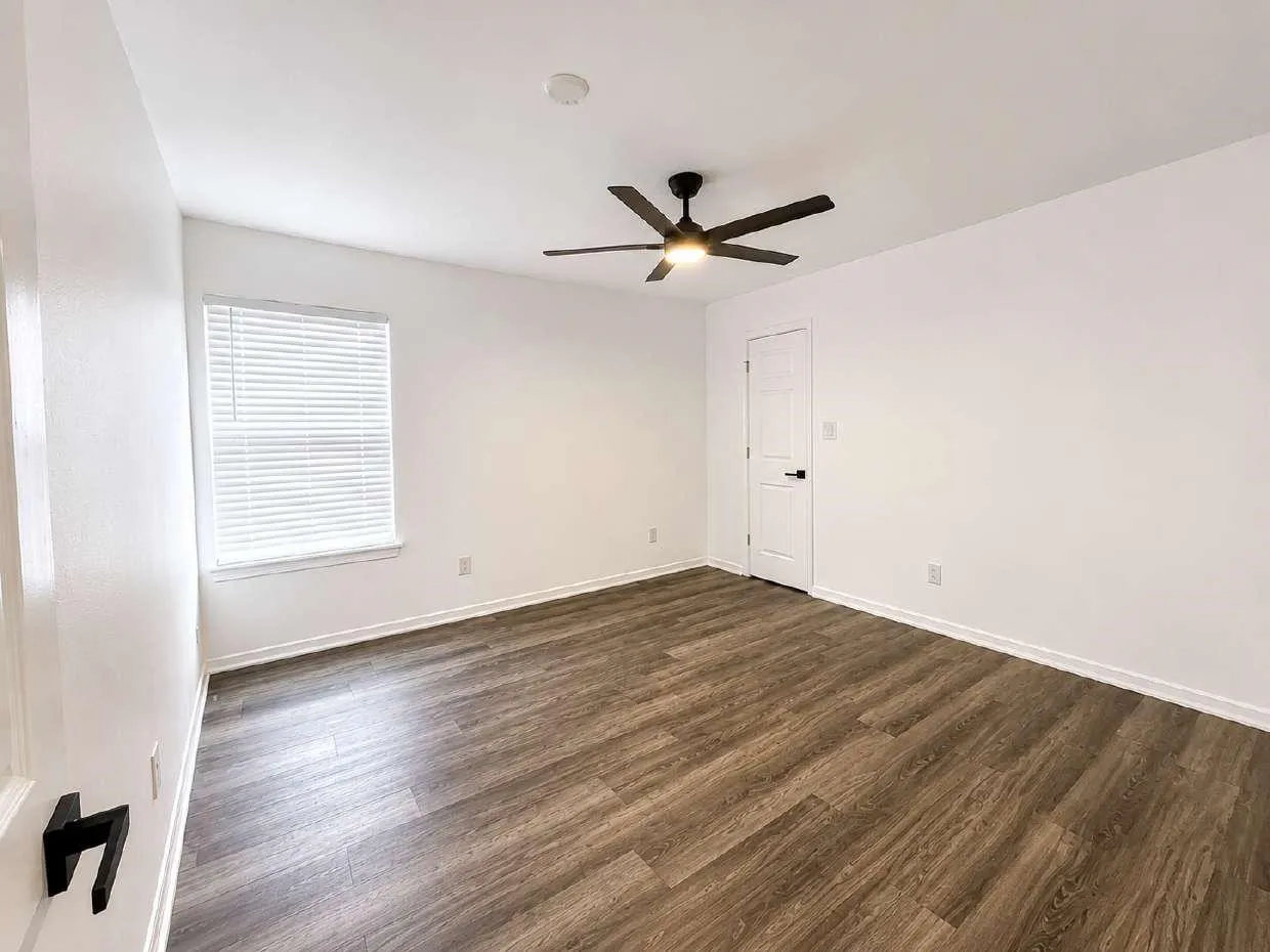 Duplex For Rent in Collin County , 305 N Arizona Drive 307, Celina, Texas 75009, 2 Bedroom, 1 Bathroom, 1 Garage spaces, 1,021 Sqft, built in 1999, mls#21348916, Real Estate Agent in Celina, Homes For Rent in Collin county, Homes For Rent in Celina, Realtor in Celina Texas, Real Estate Brokerage Independent Realty Texas, Luminita Cordes Realtor