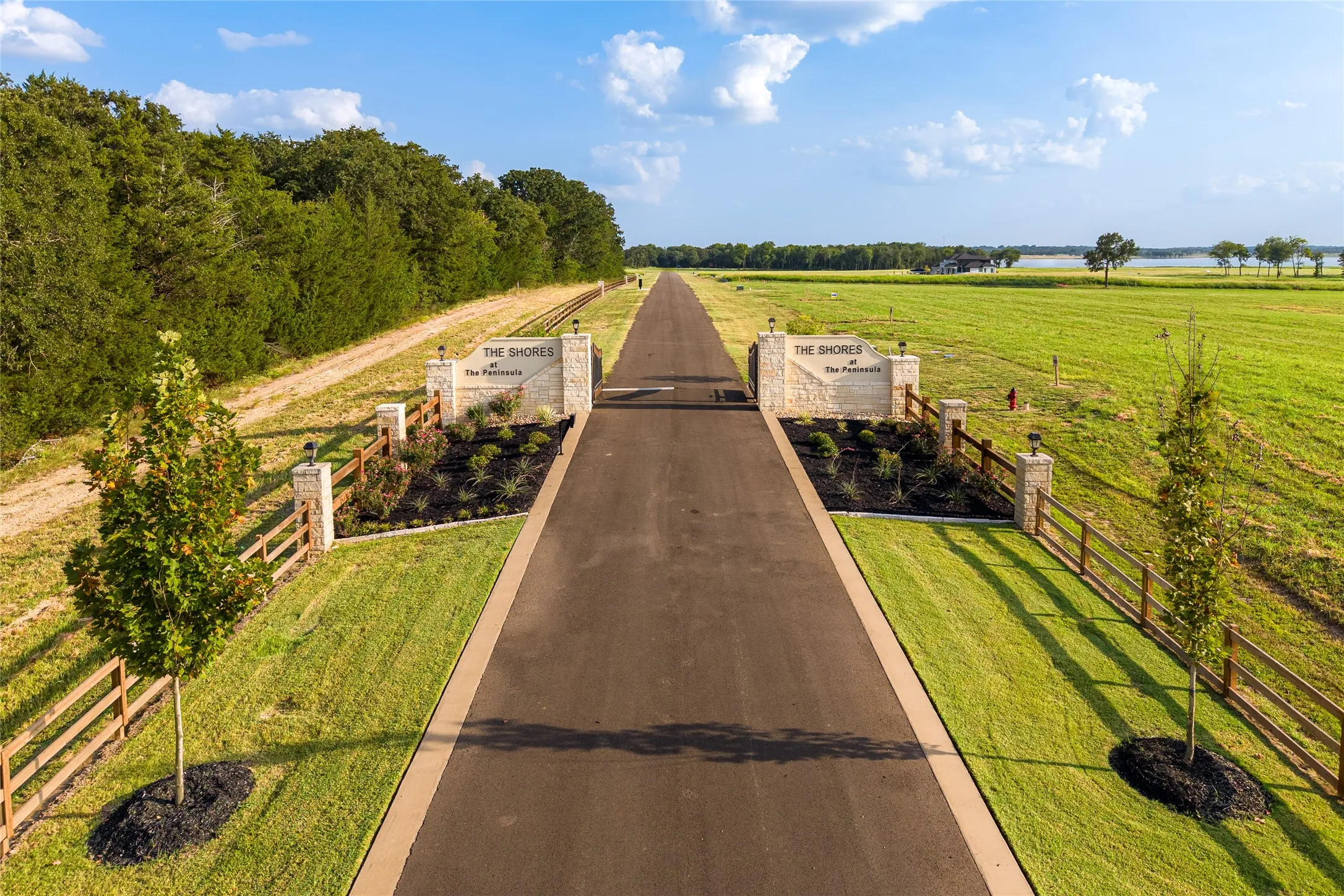 Improved Land For Sale in Fannin County , 524 Shores Drive, Honey Grove, Texas 75446, 0, 0, Garage spaces, 0 Sqft, built in 0, Price $450,000, mls#21348695, Real Estate Agent in Honey Grove, Homes For Sale in Fannin county, Homes For Sale in Honey Grove, Realtor in Honey Grove Texas, Real Estate Brokerage Independent Realty Texas, Luminita Cordes Realtor