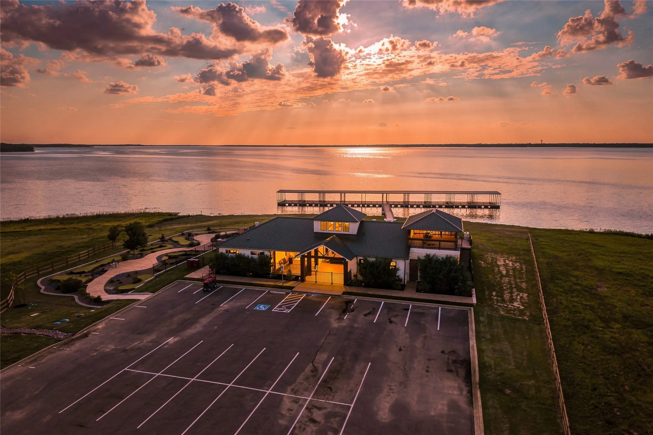 Improved Land For Sale in Fannin County , 524 Shores Drive, Honey Grove, Texas 75446, 0, 0, Garage spaces, 0 Sqft, built in 0, Price $450,000, mls#21348695, Real Estate Agent in Honey Grove, Homes For Sale in Fannin county, Homes For Sale in Honey Grove, Realtor in Honey Grove Texas, Real Estate Brokerage Independent Realty Texas, Luminita Cordes Realtor