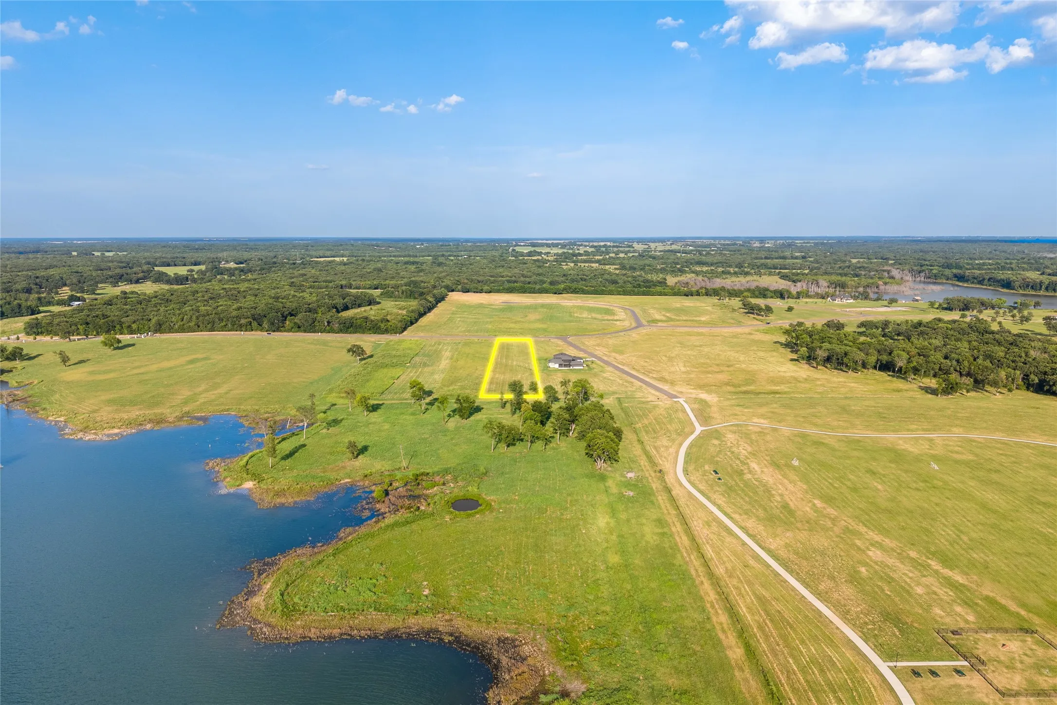 Improved Land For Sale in Fannin County , 524 Shores Drive, Honey Grove, Texas 75446, 0, 0, Garage spaces, 0 Sqft, built in 0, Price $450,000, mls#21348695, Real Estate Agent in Honey Grove, Homes For Sale in Fannin county, Homes For Sale in Honey Grove, Realtor in Honey Grove Texas, Real Estate Brokerage Independent Realty Texas, Luminita Cordes Realtor