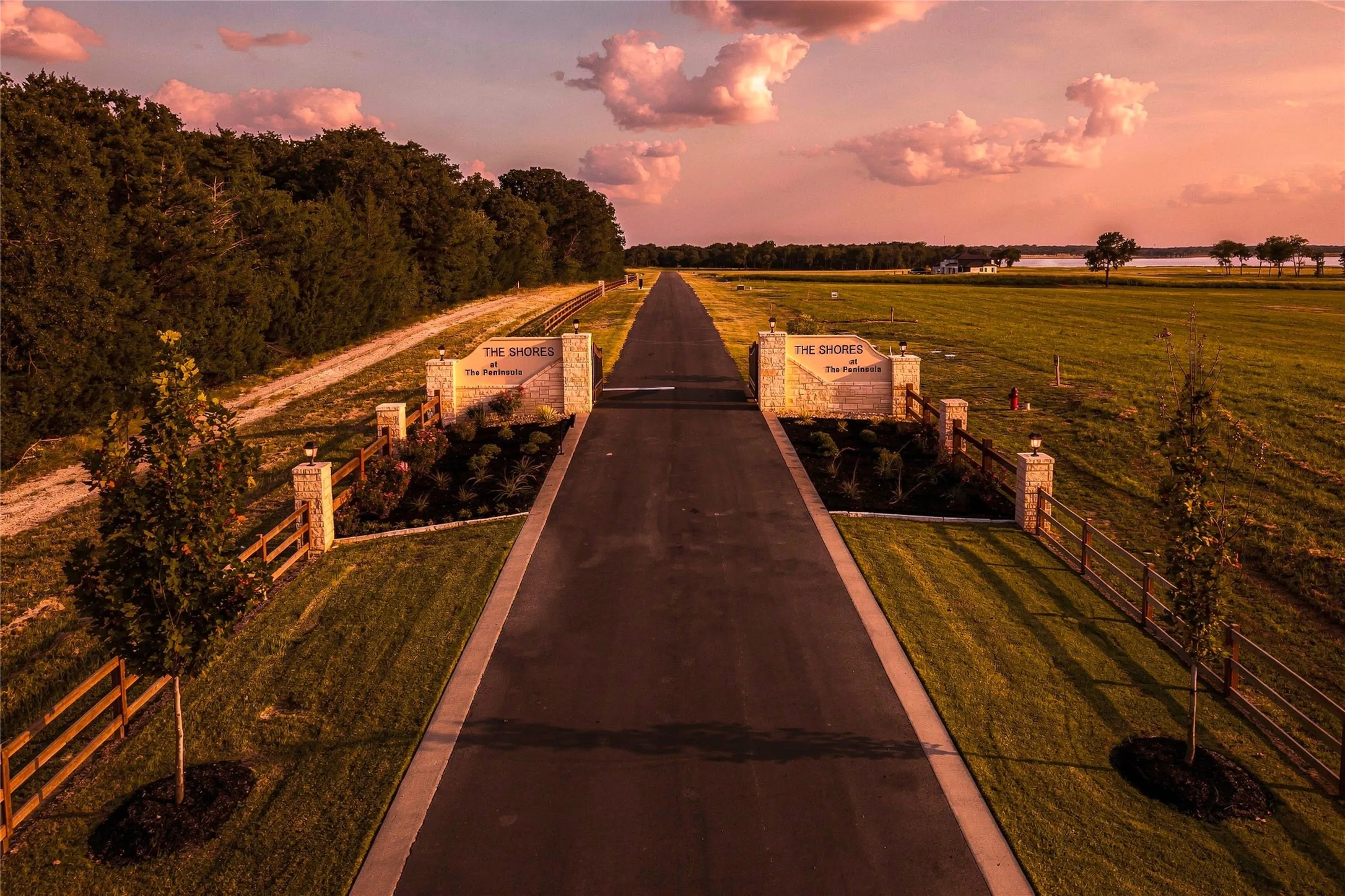 Improved Land For Sale in Fannin County , 524 Shores Drive, Honey Grove, Texas 75446, 0, 0, Garage spaces, 0 Sqft, built in 0, Price $450,000, mls#21348695, Real Estate Agent in Honey Grove, Homes For Sale in Fannin county, Homes For Sale in Honey Grove, Realtor in Honey Grove Texas, Real Estate Brokerage Independent Realty Texas, Luminita Cordes Realtor