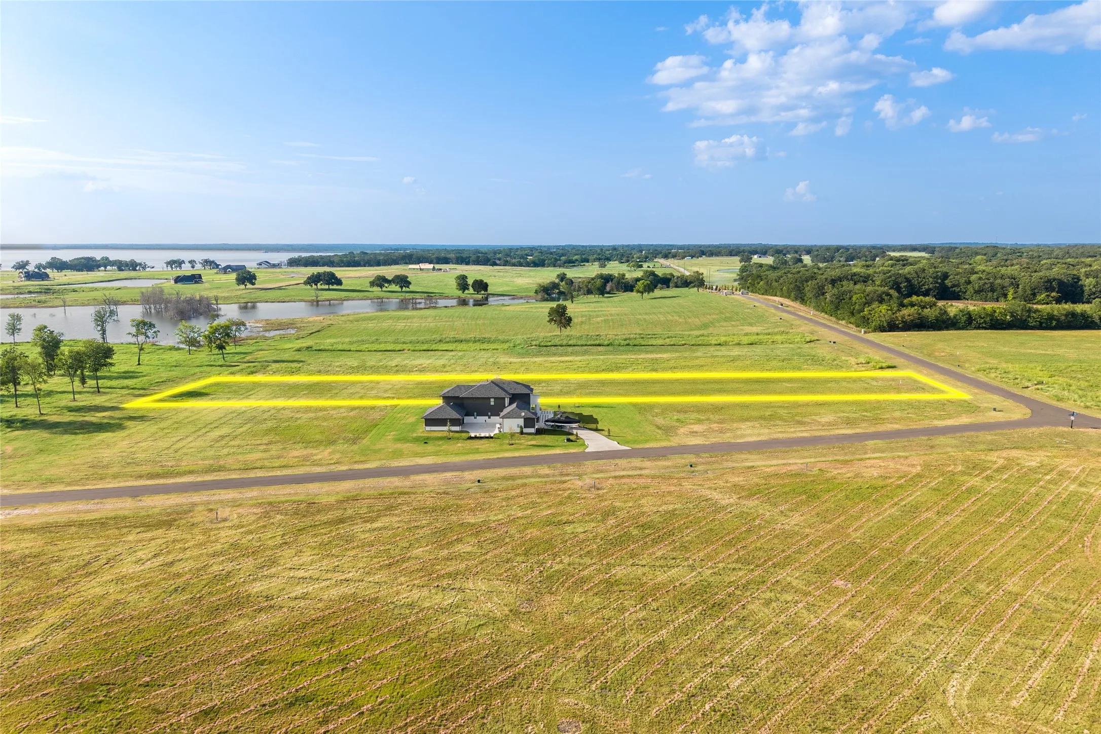 Improved Land For Sale in Fannin County , 524 Shores Drive, Honey Grove, Texas 75446, 0, 0, Garage spaces, 0 Sqft, built in 0, Price $450,000, mls#21348695, Real Estate Agent in Honey Grove, Homes For Sale in Fannin county, Homes For Sale in Honey Grove, Realtor in Honey Grove Texas, Real Estate Brokerage Independent Realty Texas, Luminita Cordes Realtor